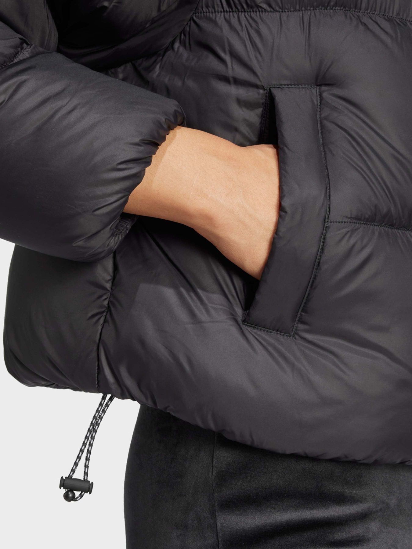 Демісезонна куртка Adidas Originals Regen Down Puff модель IW8368 Фото