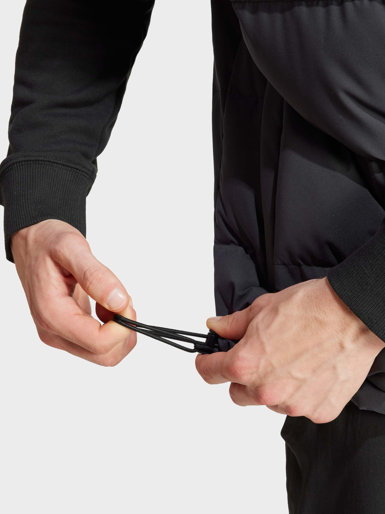 Жилет з утеплювачем Adidas Helionic Sportswear модель IX8113 Фото