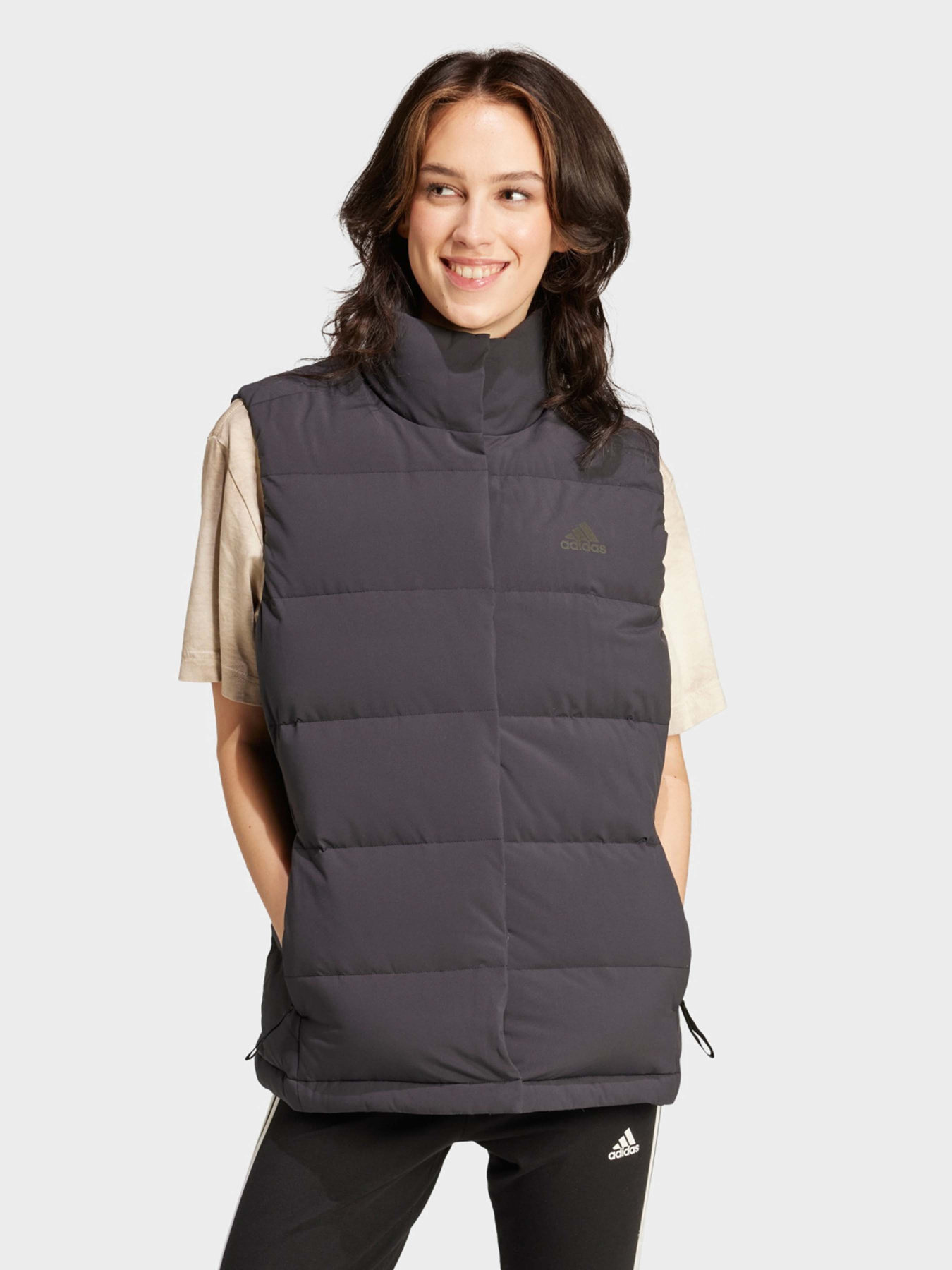 Утеплений жилет Adidas HELIONIC SPORTSWEAR модель IX8868 Фото