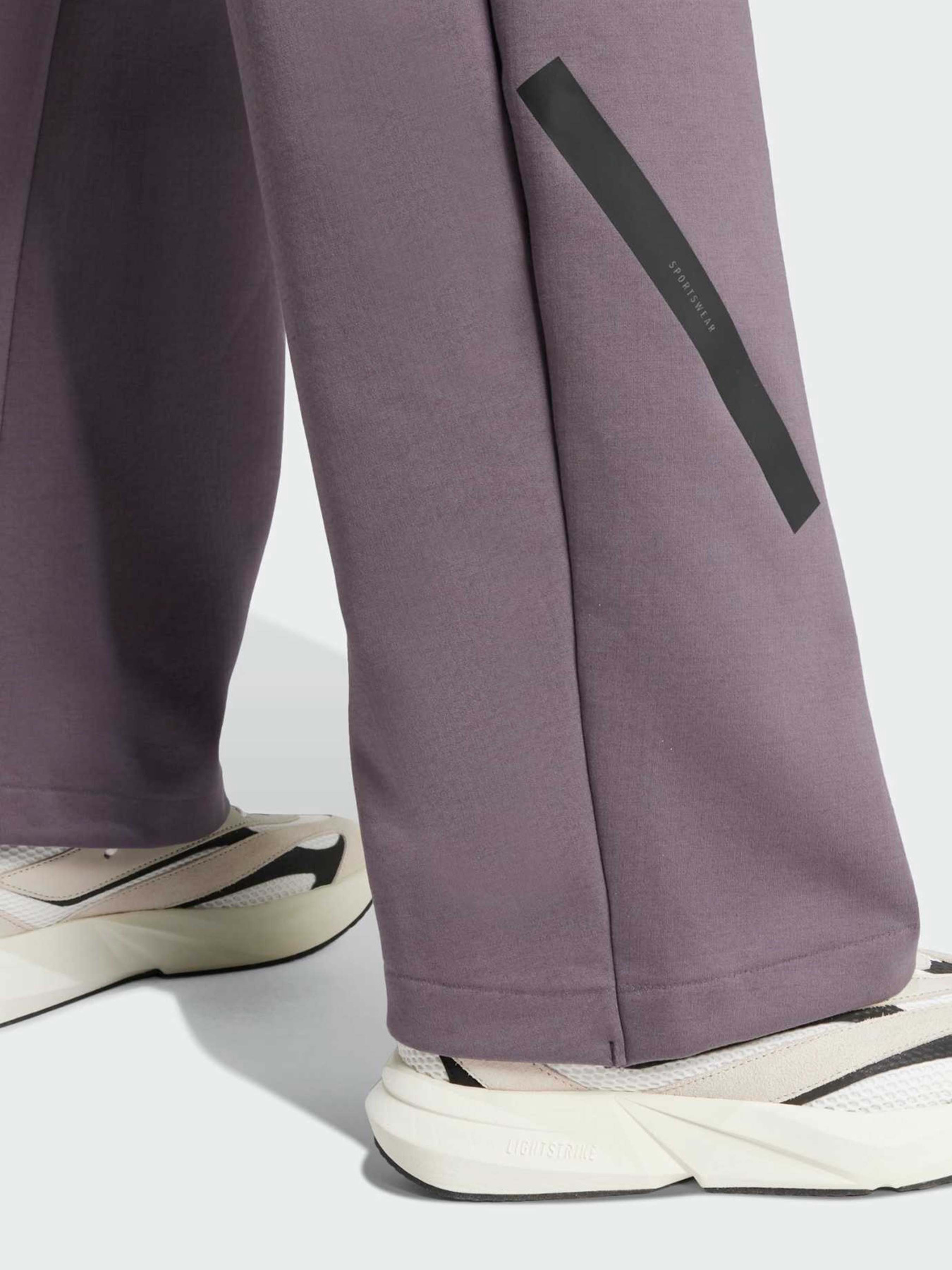 Штаны спортивные Adidas Z.N.E. Barrel Sportswear модель JC5411 Фото