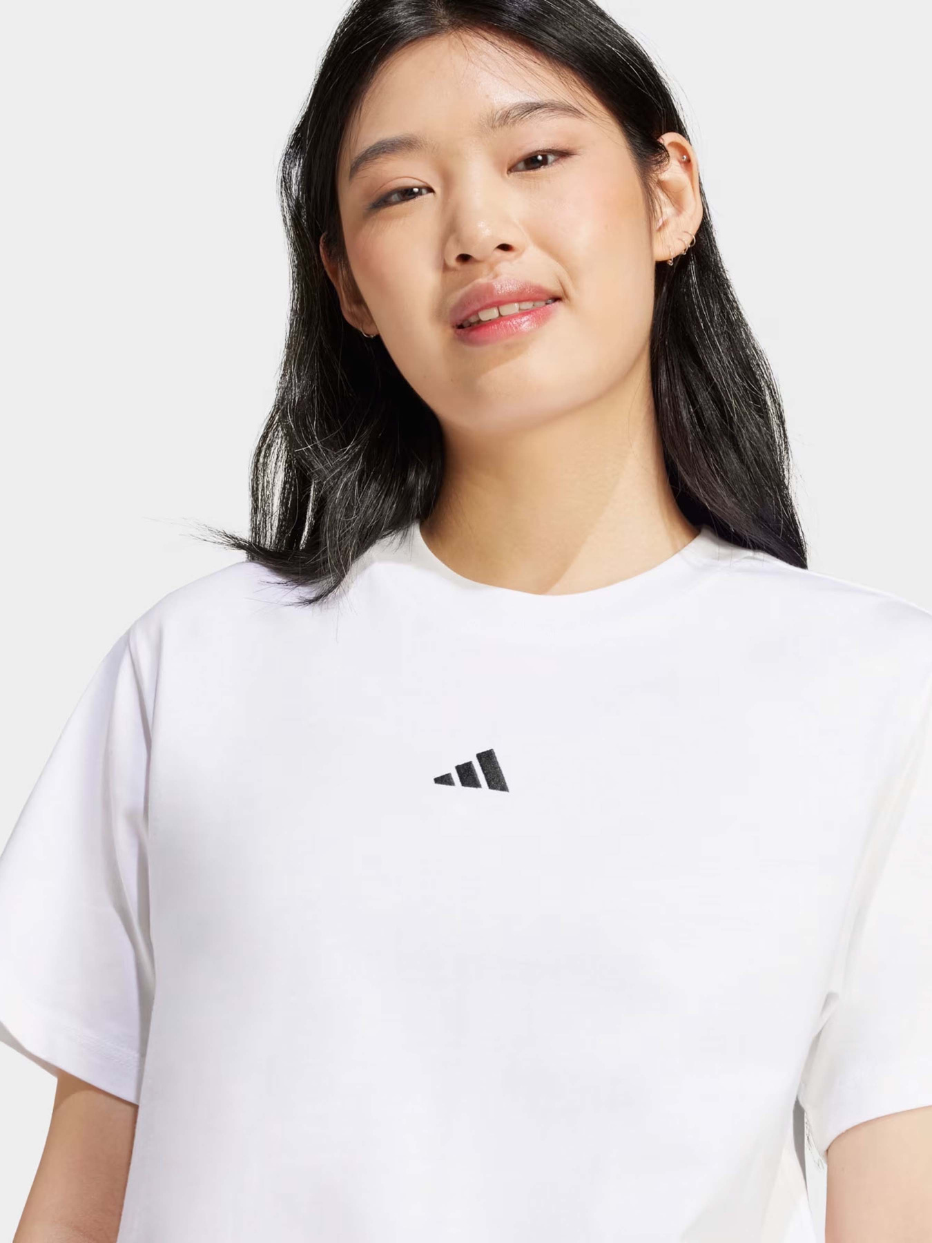 Футболка Adidas Essentials Small Logo Cotton модель JC5944 Фото