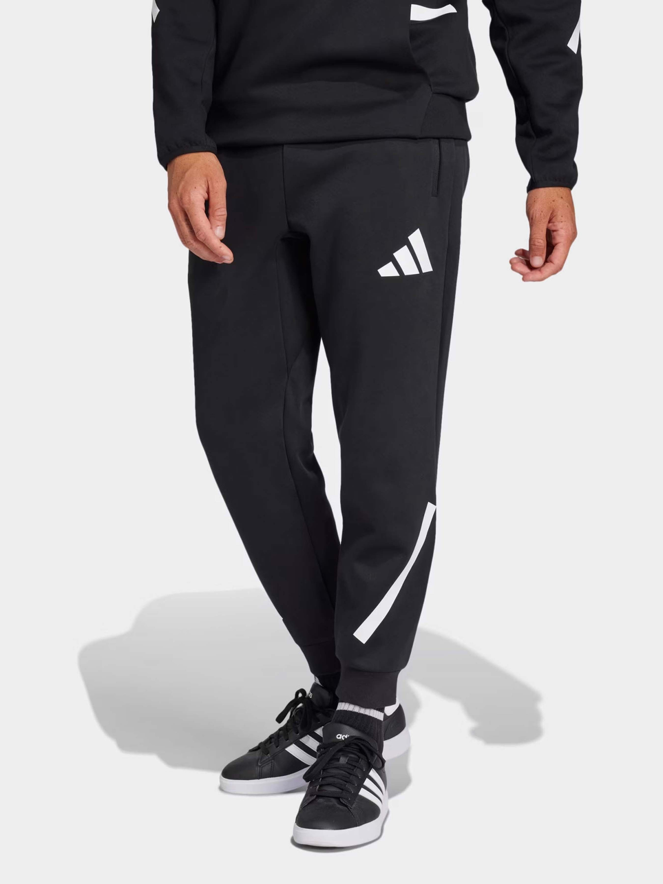Штаны спортивные Adidas Z.N.E. Sportswear модель JD5983 Фото