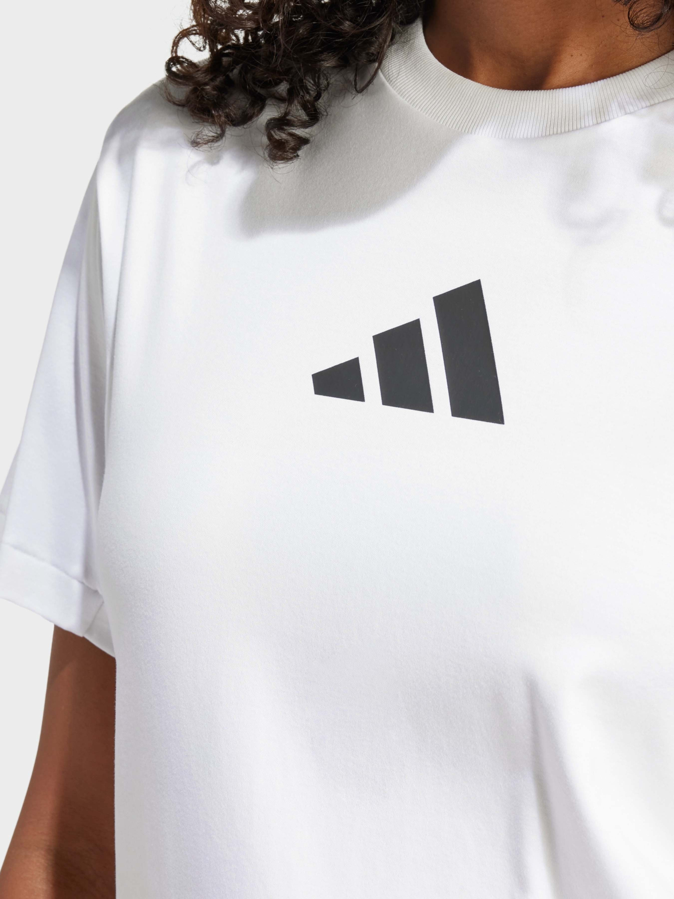 Футболка спортивная Adidas Z.N.E. Sportswear модель JE7857 Фото