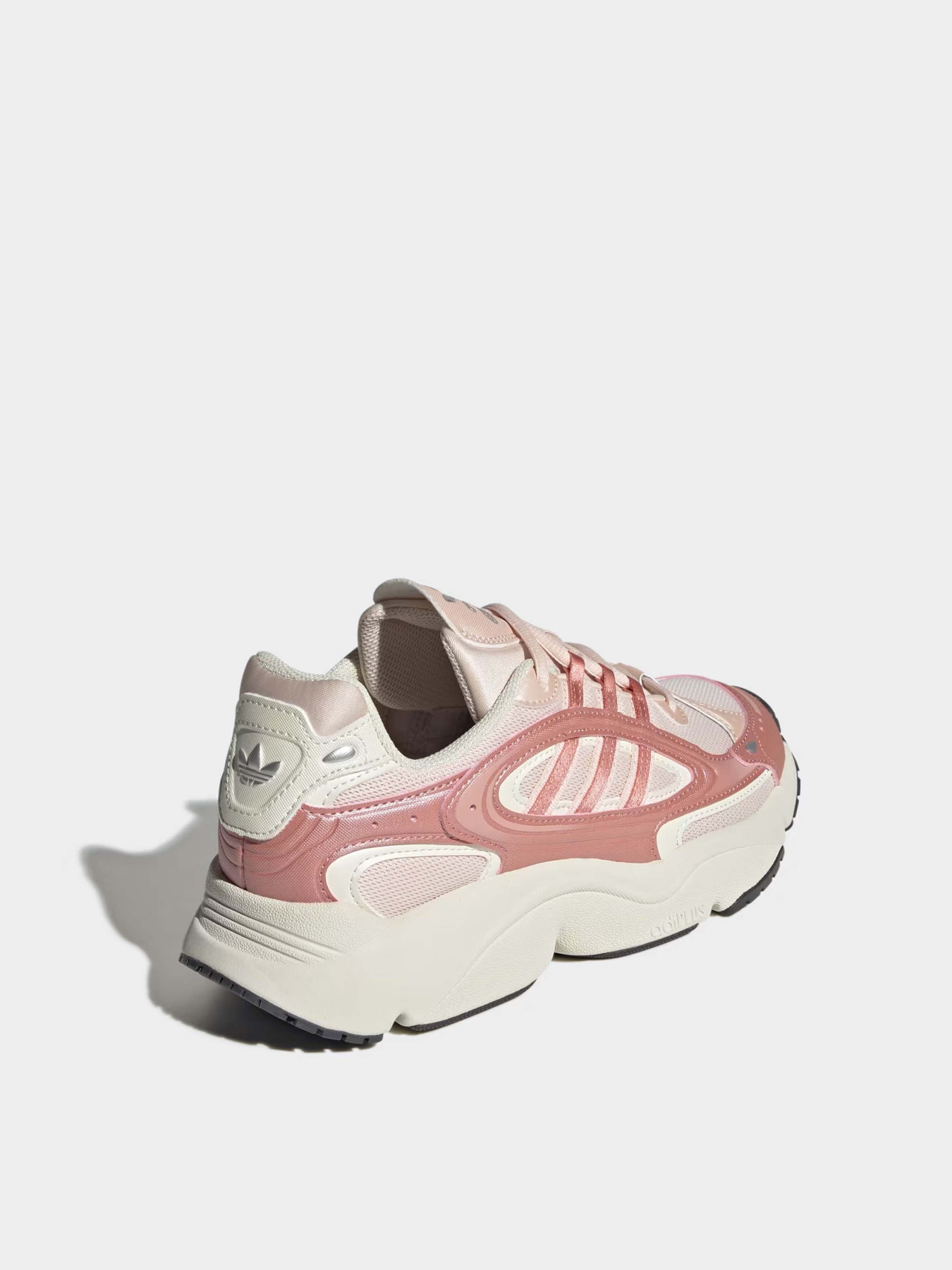 Кроссовки Adidas Ozmillen модель JI3087 Фото