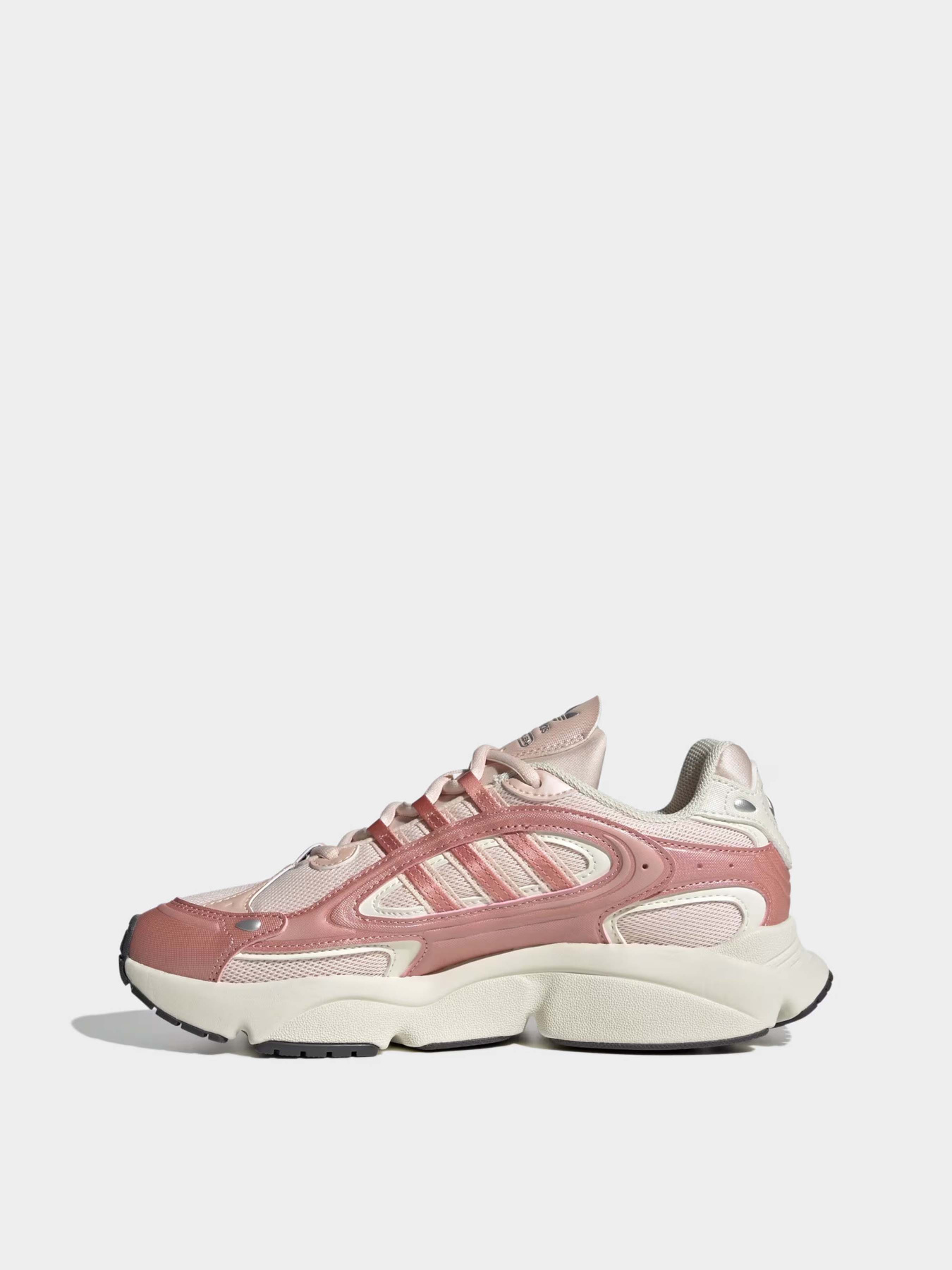 Кроссовки повседневные Adidas OZMILLEN модель JI3087 Фото