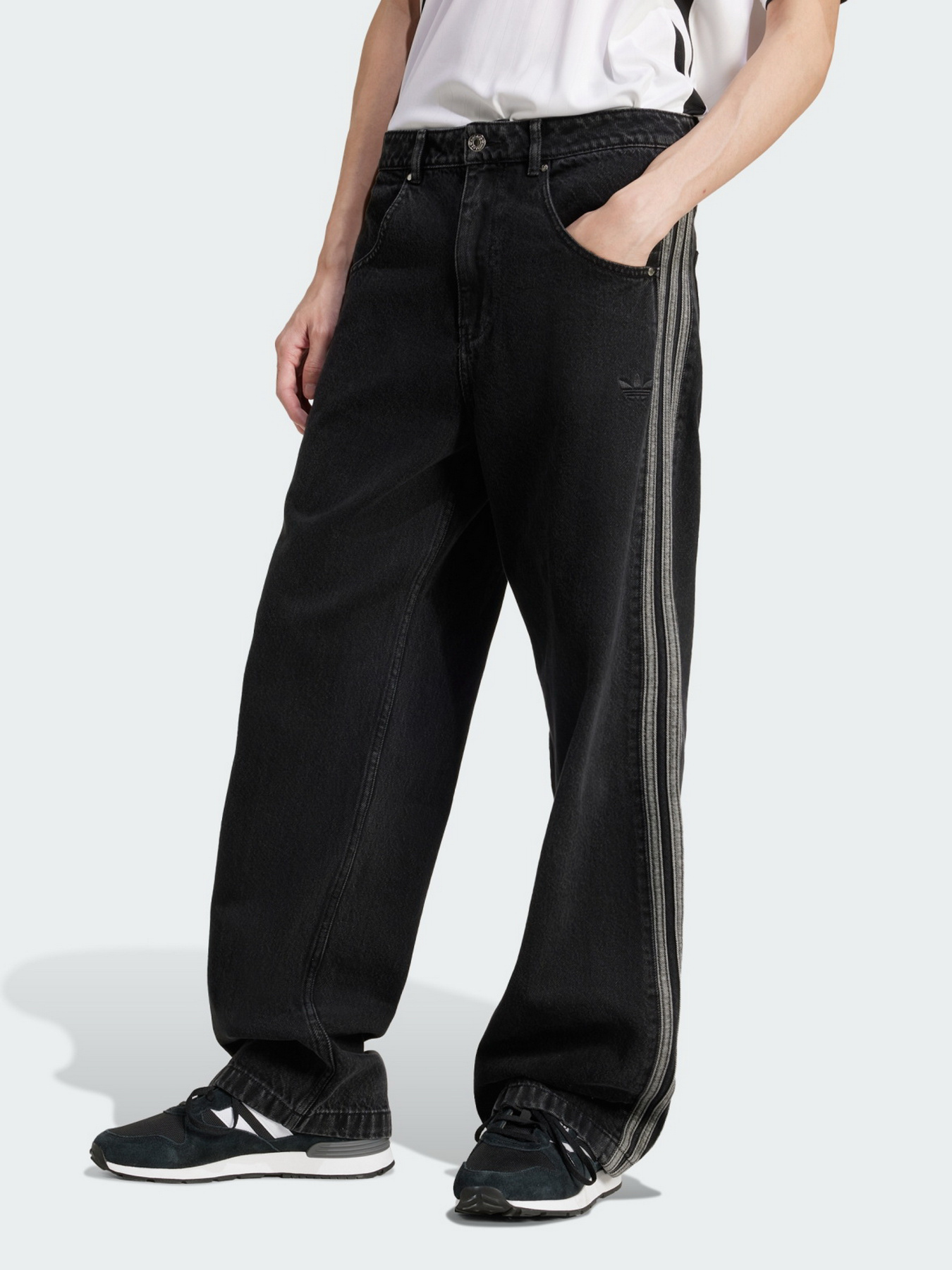 Штани повсякденні Adidas Adicolor Denim Firebird модель JC6718 Фото