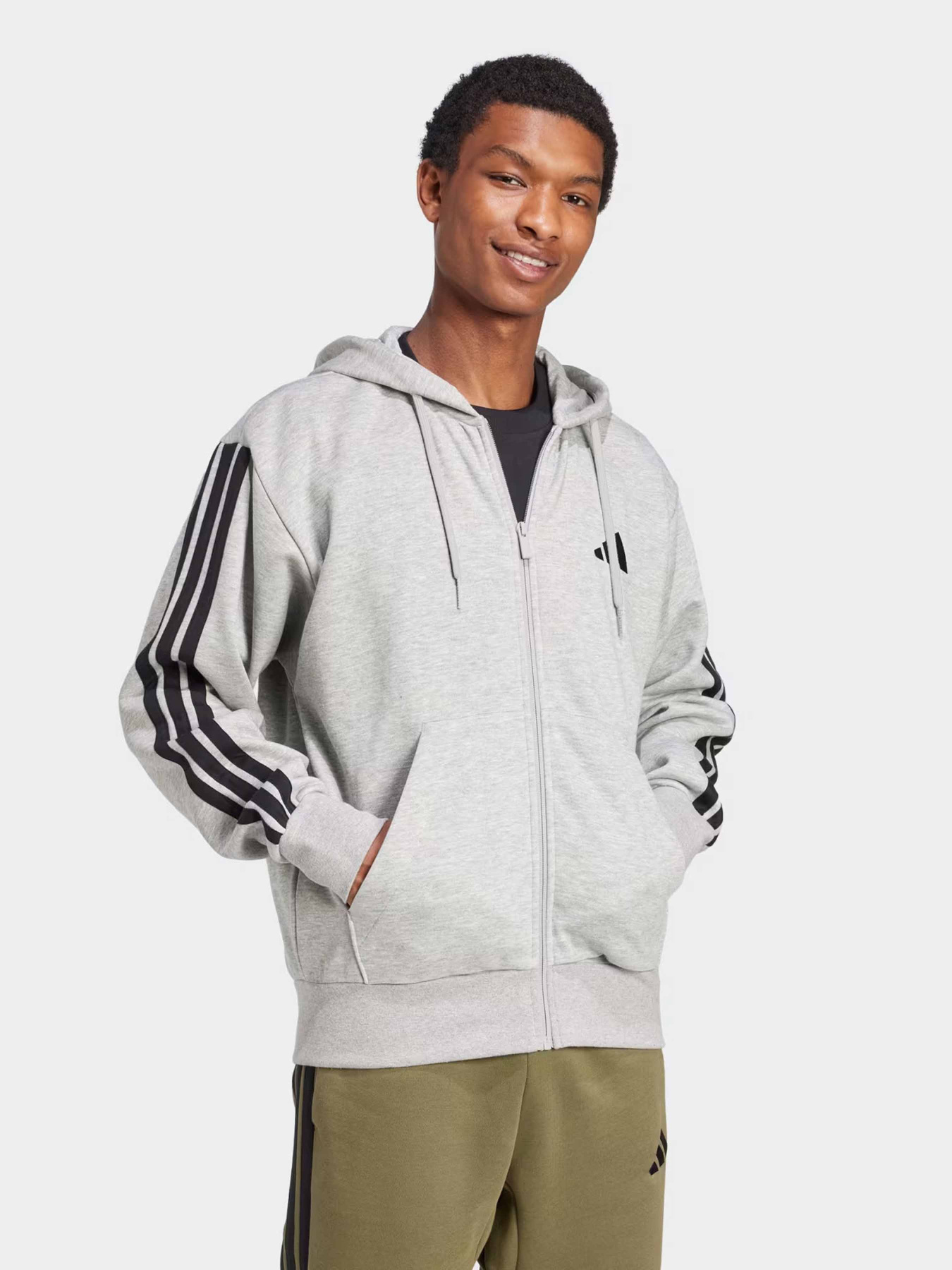 Спортивна кофта Adidas ESSENTIALS 3-STRIPES модель JD1865 Спортивна кофта Adidas ESSENTIALS 3-STRIPES модель JD1865 Фото