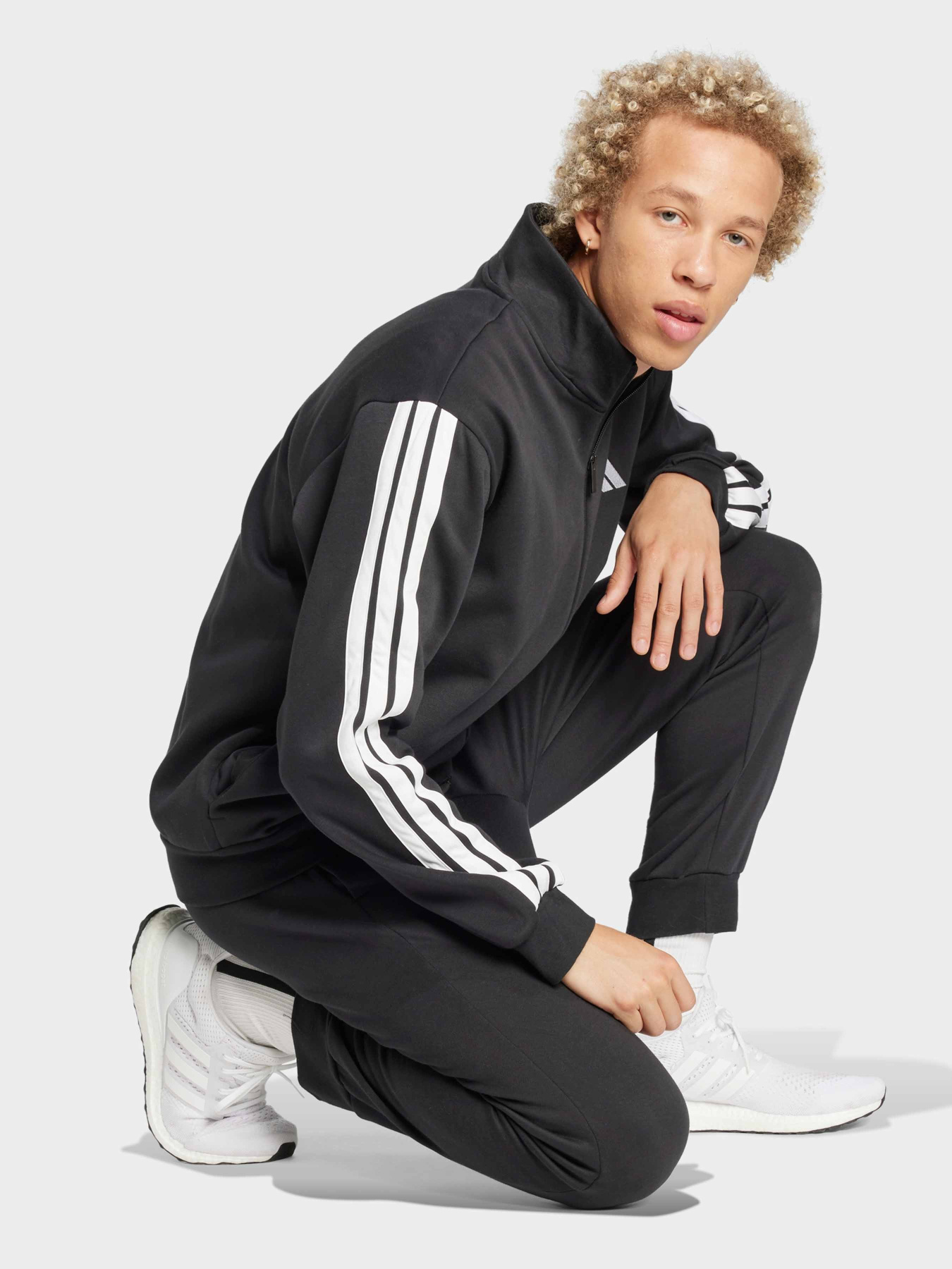 Спортивный костюм Adidas SPORTSWEAR BASIC 3-STRIPES модель JI8878 Фото