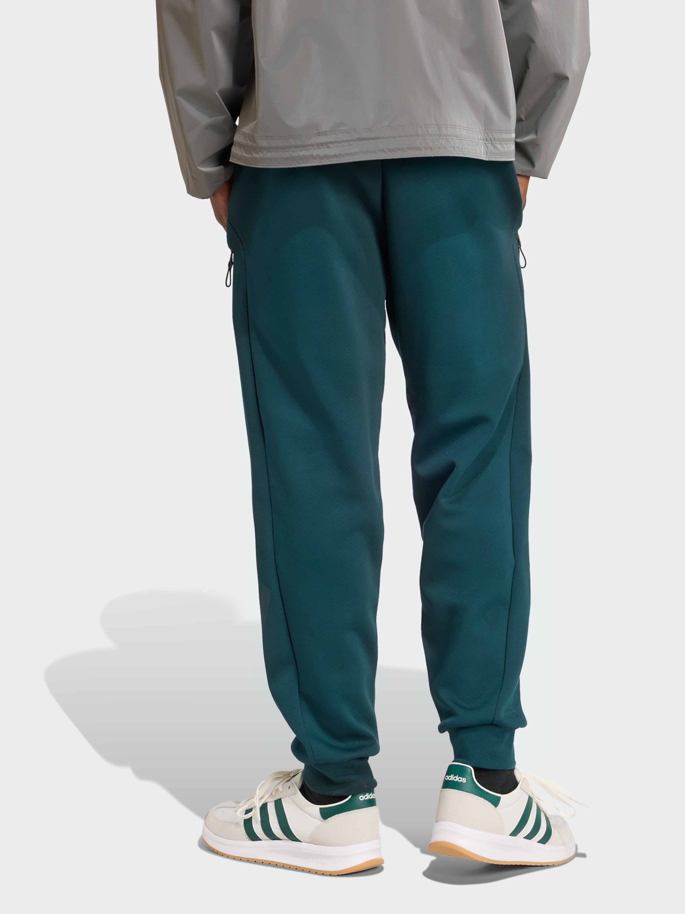 Штаны спортивные Adidas Z.N.E. Sportswear модель JW4724 Фото