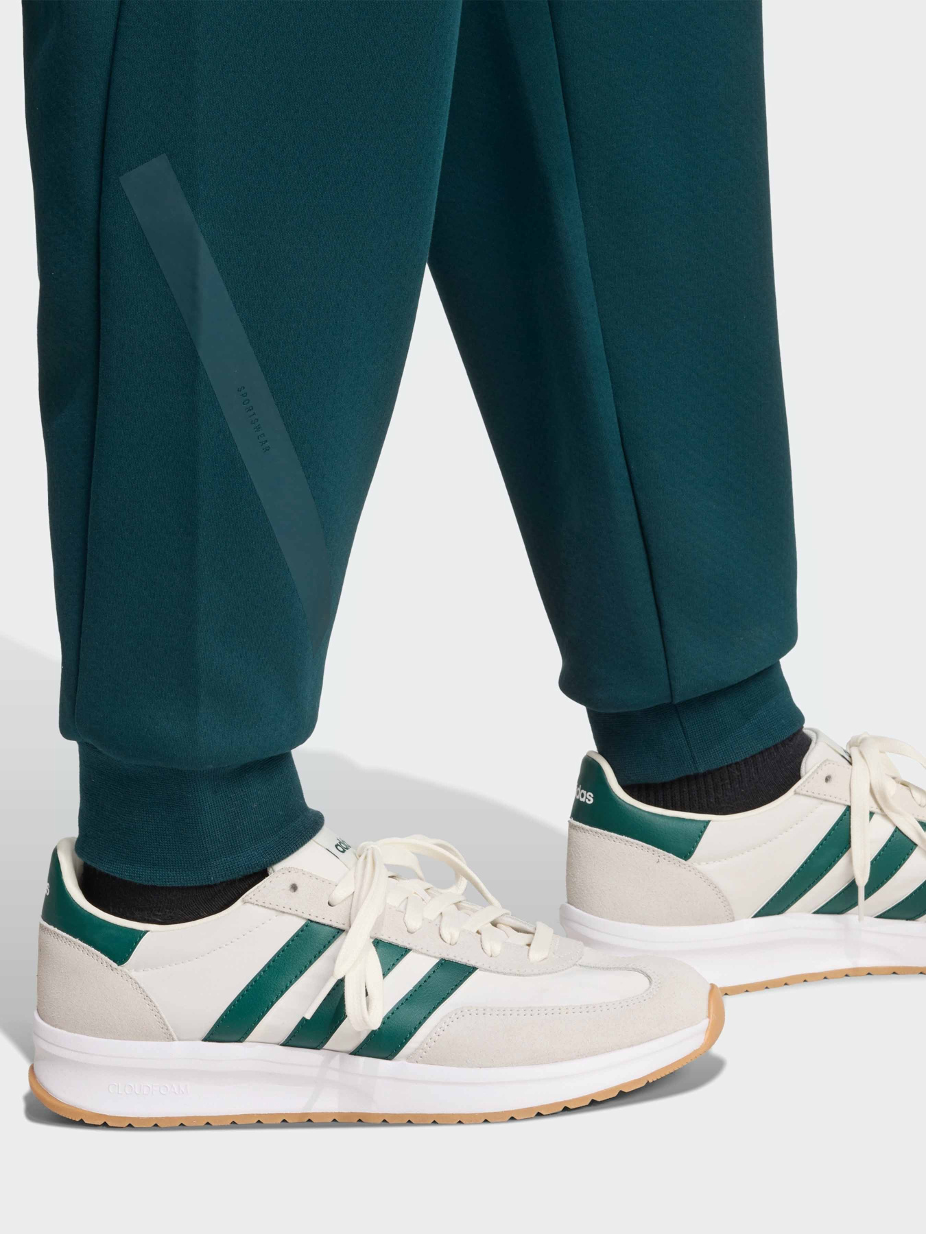 Спортивні штани Adidas Z.N.E. SPORTSWEAR модель JW4724 Спортивні штани Adidas Z.N.E. SPORTSWEAR модель JW4724 Фото