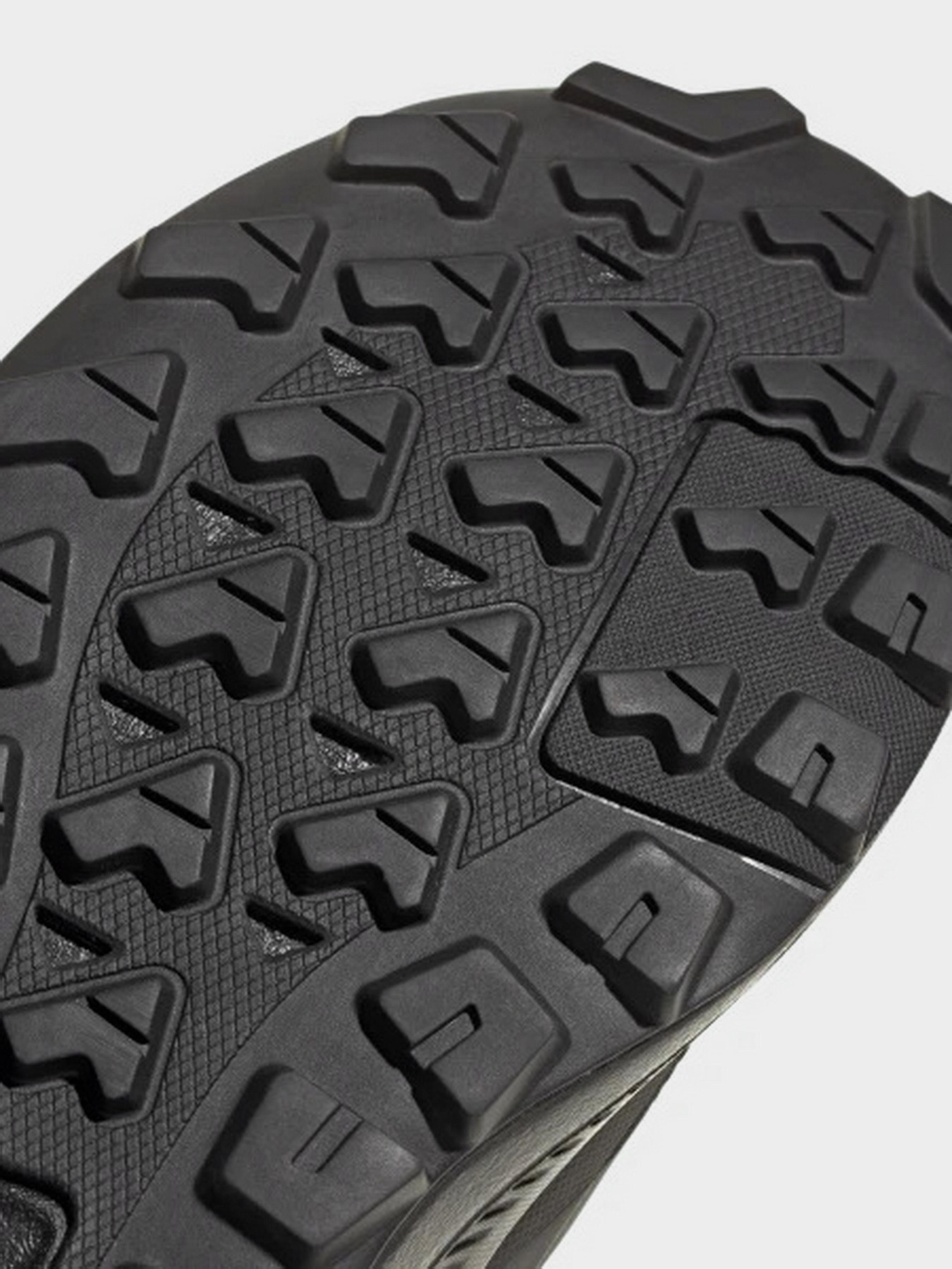 Ботинки аутдор Adidas модель IE1475 Фото