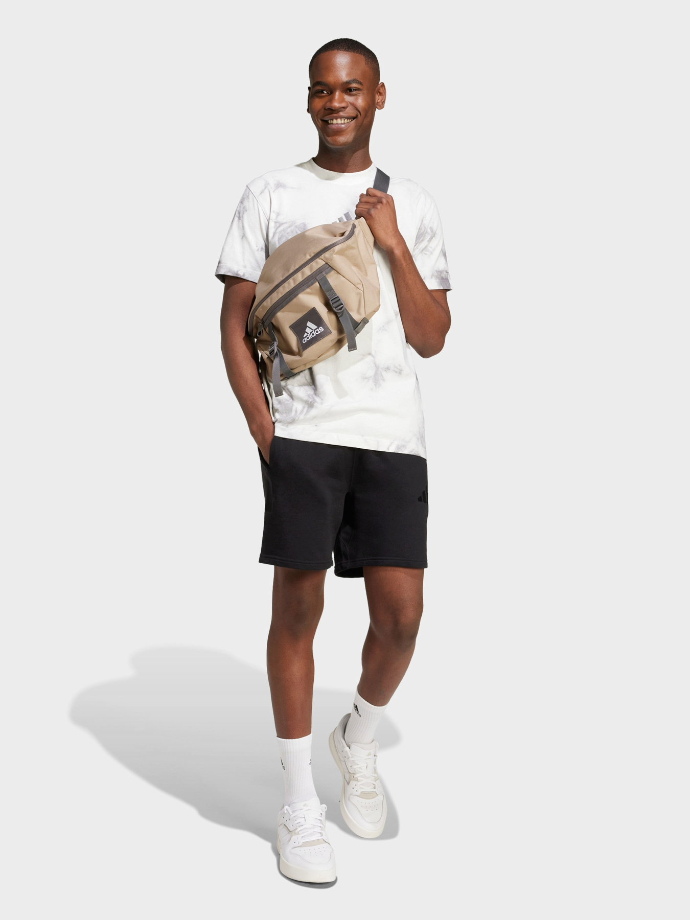 Спортивні шорти Adidas ALL SZN FRENCH TERRY модель IX1247 Фото