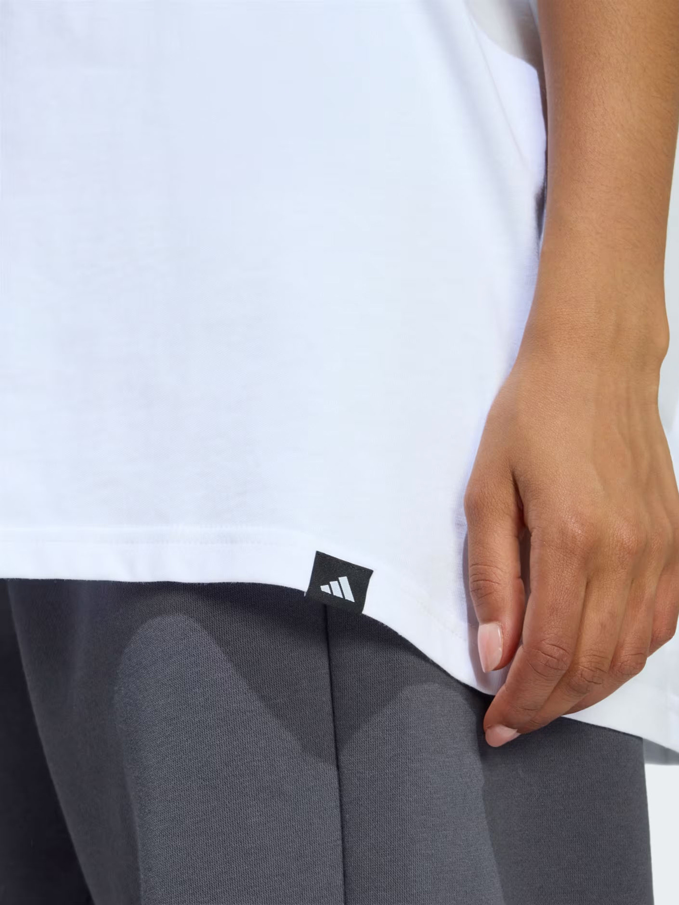 Футболки и поло Adidas SOFT SIDE OVERSIZED GRAPHIC модель KA5091 Фото