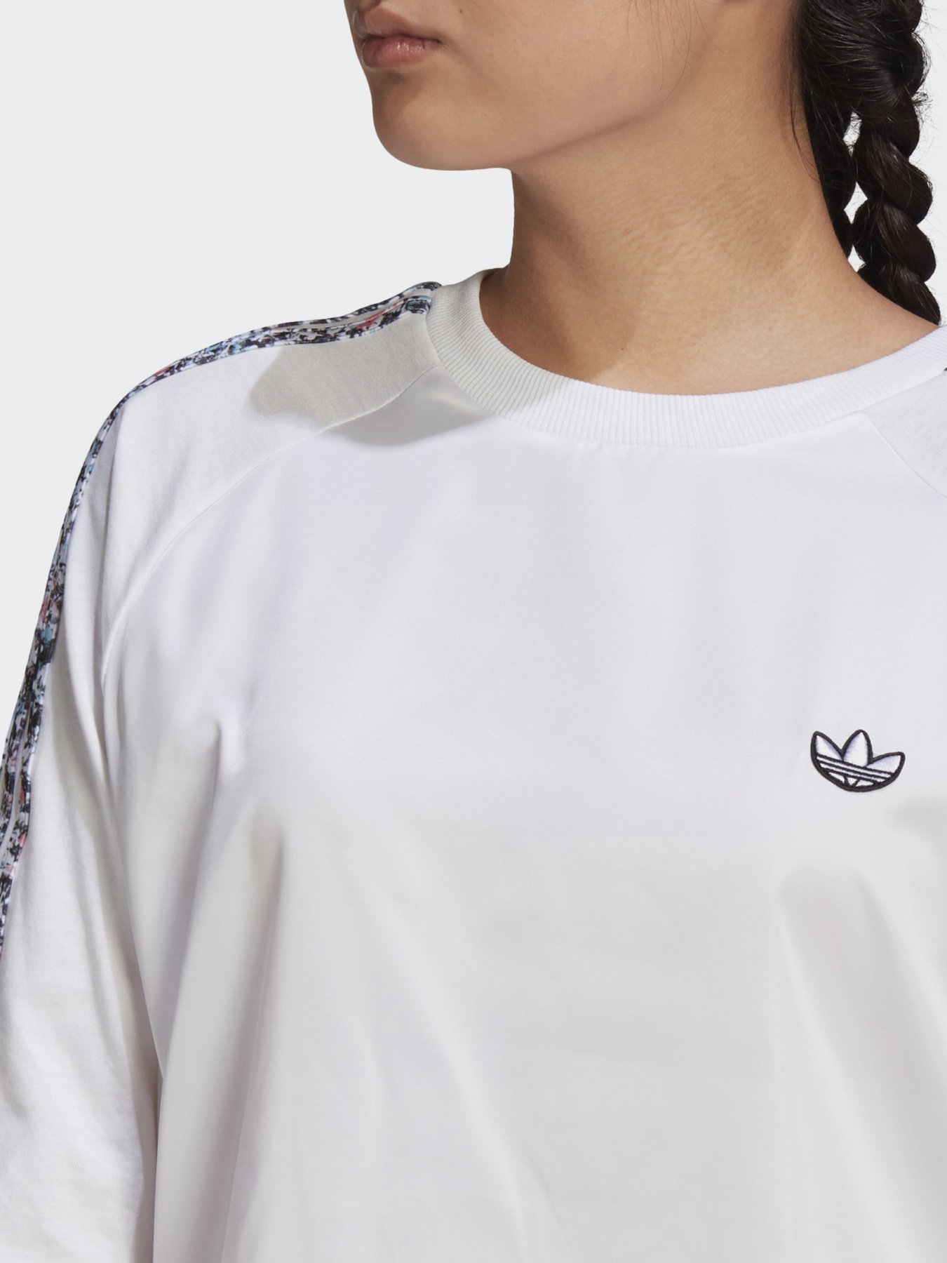 Спортивная футболка Adidas BOXY модель GN3119 Фото