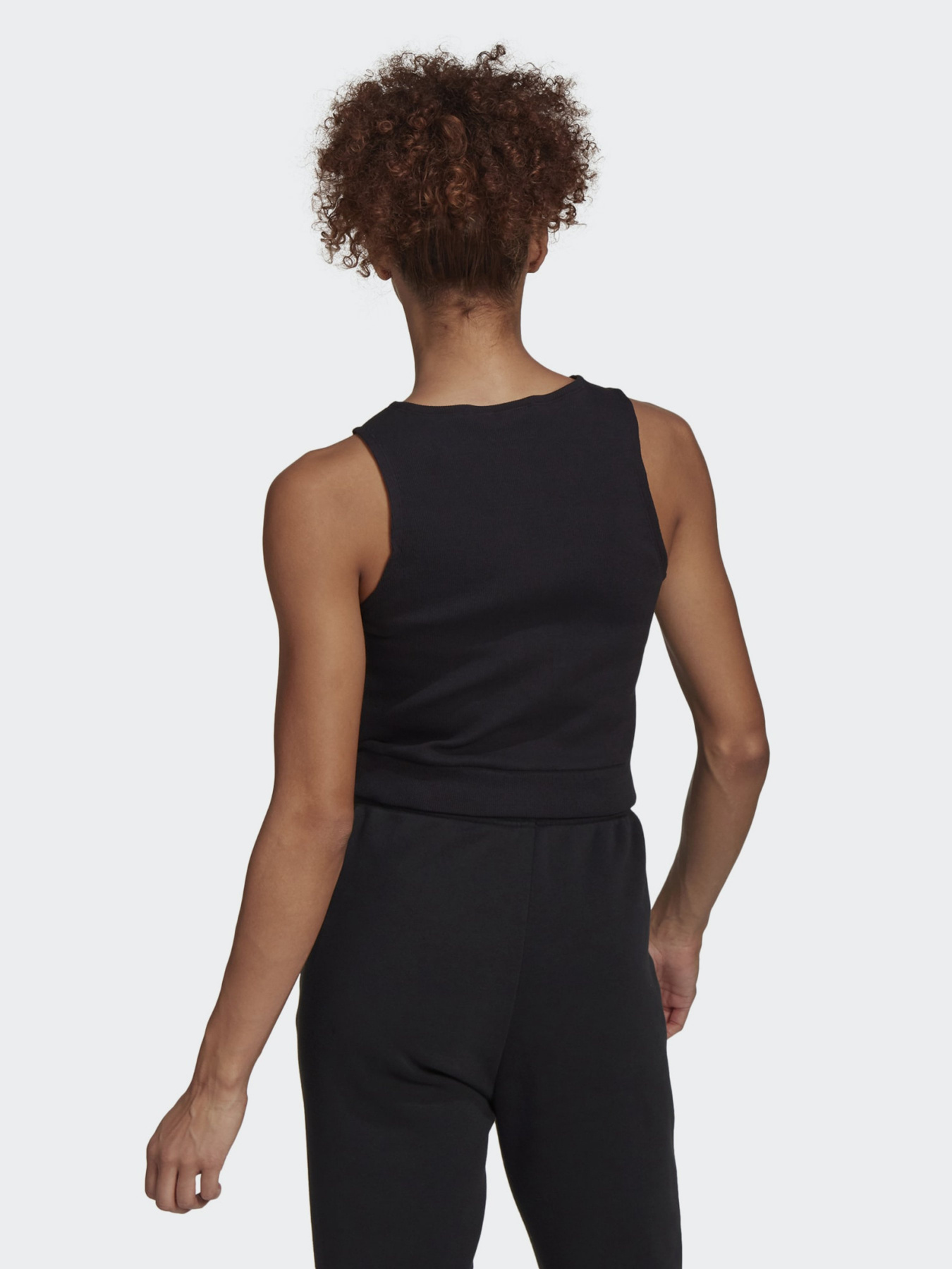 Топ Adidas SPORTSWEAR FITTED FIT модель GP8717 Фото