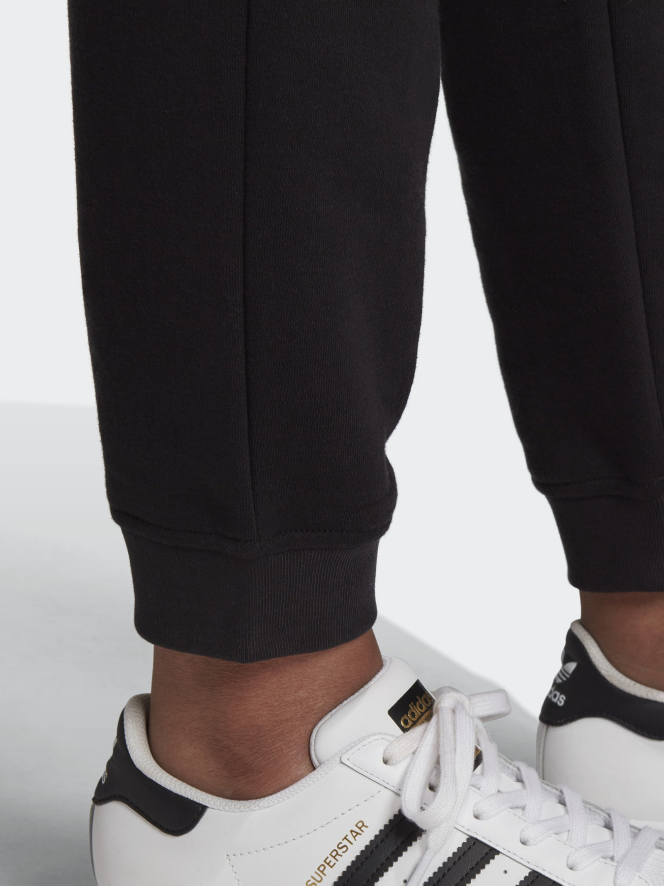 Штаны спортивные Adidas Trefoil Originals модель GD4296 Фото