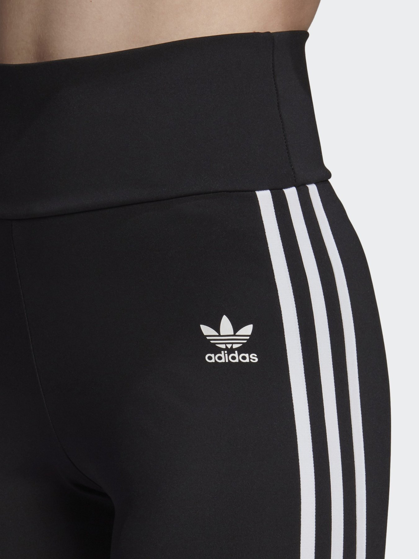 Велосипедки Adidas Adicolor Classics Primeblue модель GN2842 Фото