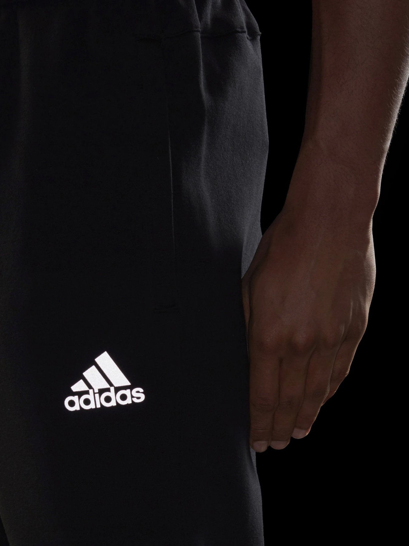 Штани спортивні Adidas SPORTSWEAR TAPERED модель GL5694 Фото