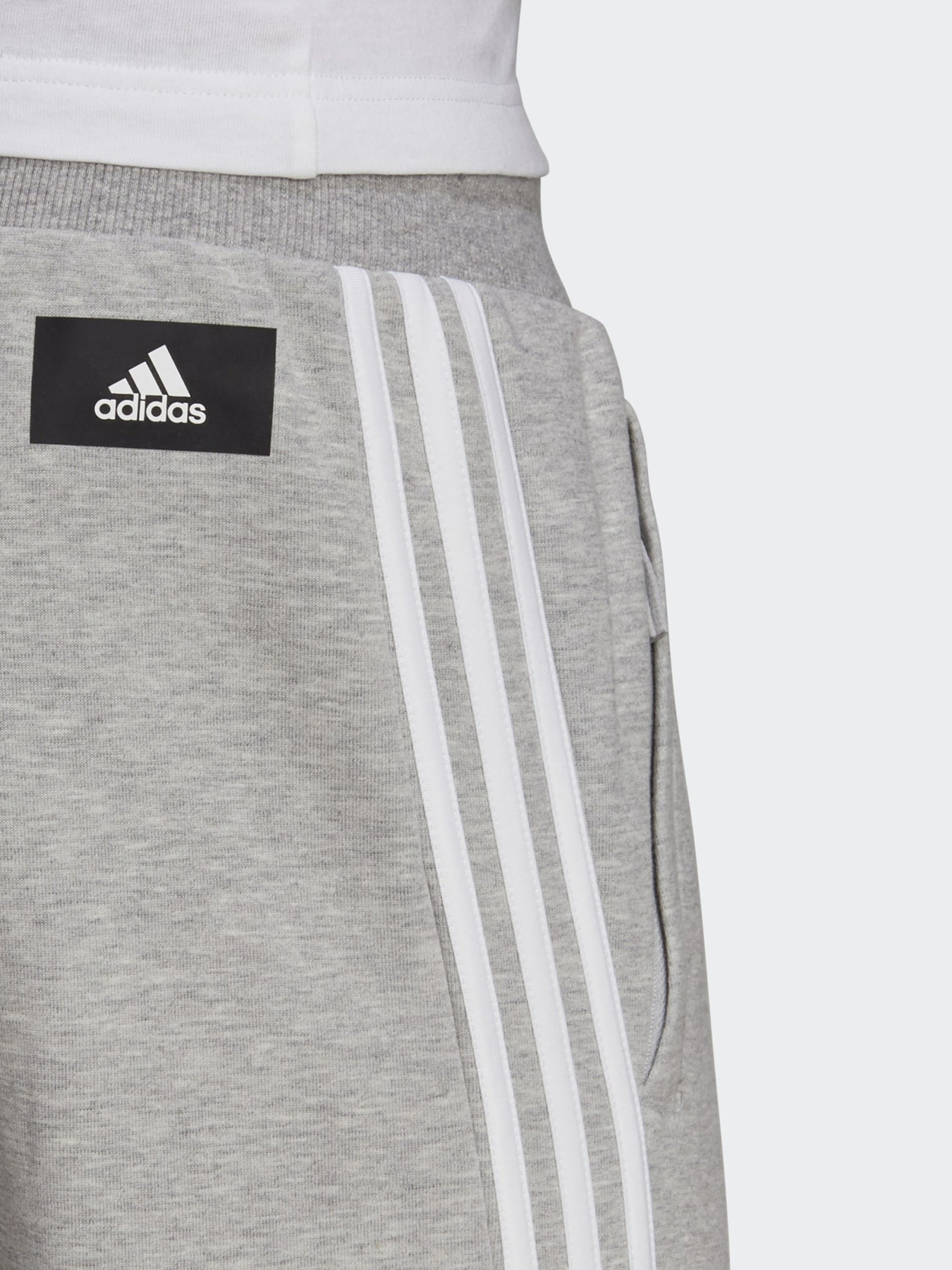 Штаны спортивные Adidas SPORTSWEAR 3-STRIPES модель GM6460 Фото