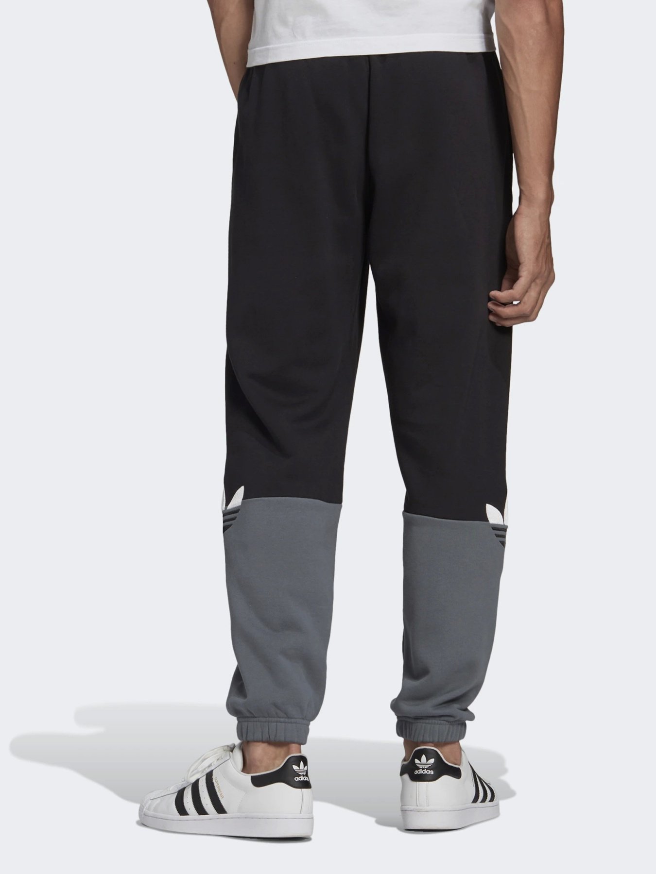 Штаны спортивные Adidas ADICOLOR SLICED TREFOIL SWEAT модель GN3445 Фото