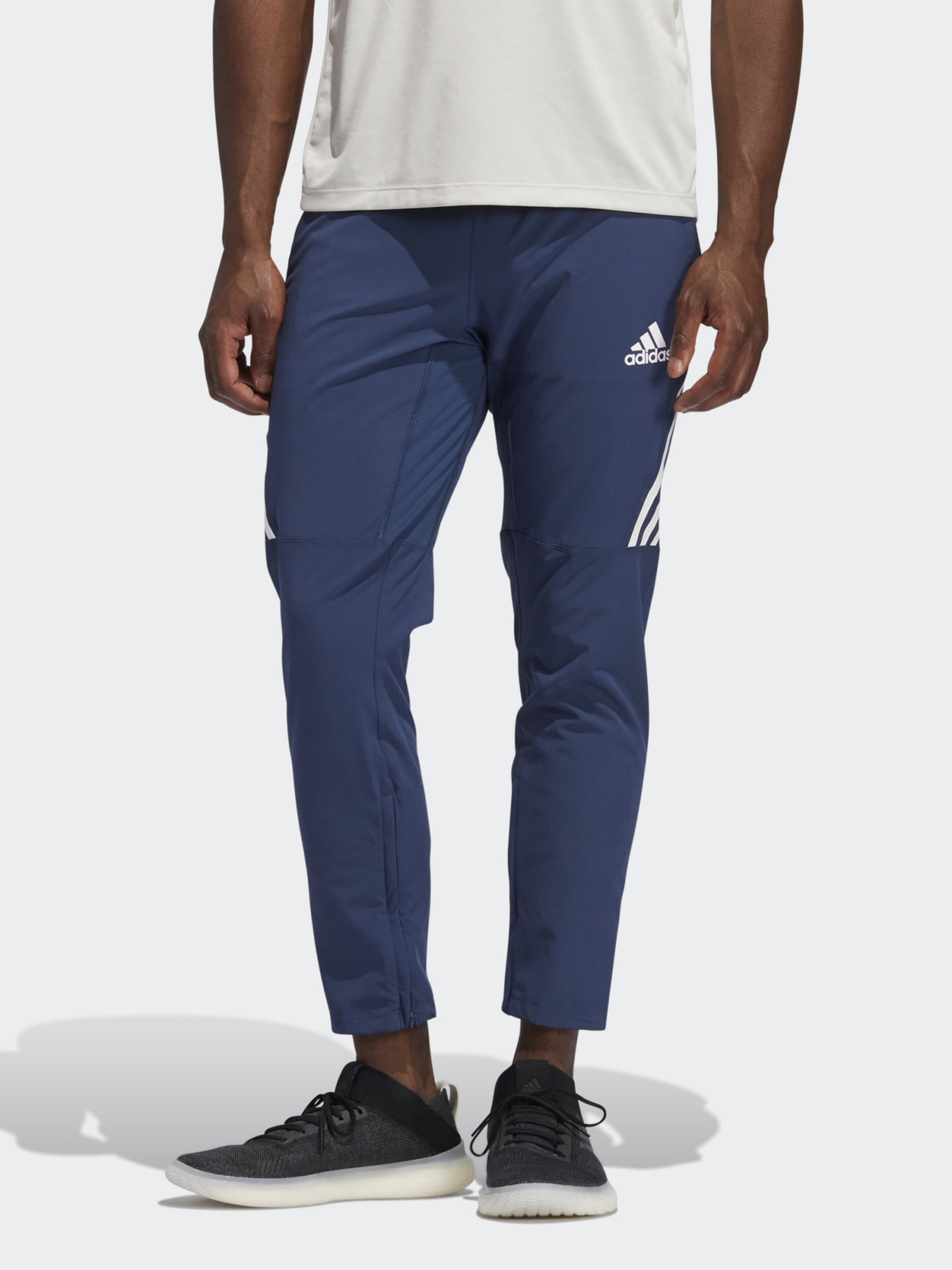 Штаны спортивные Adidas AEROREADY 3-STRIPES модель GM1072 Фото