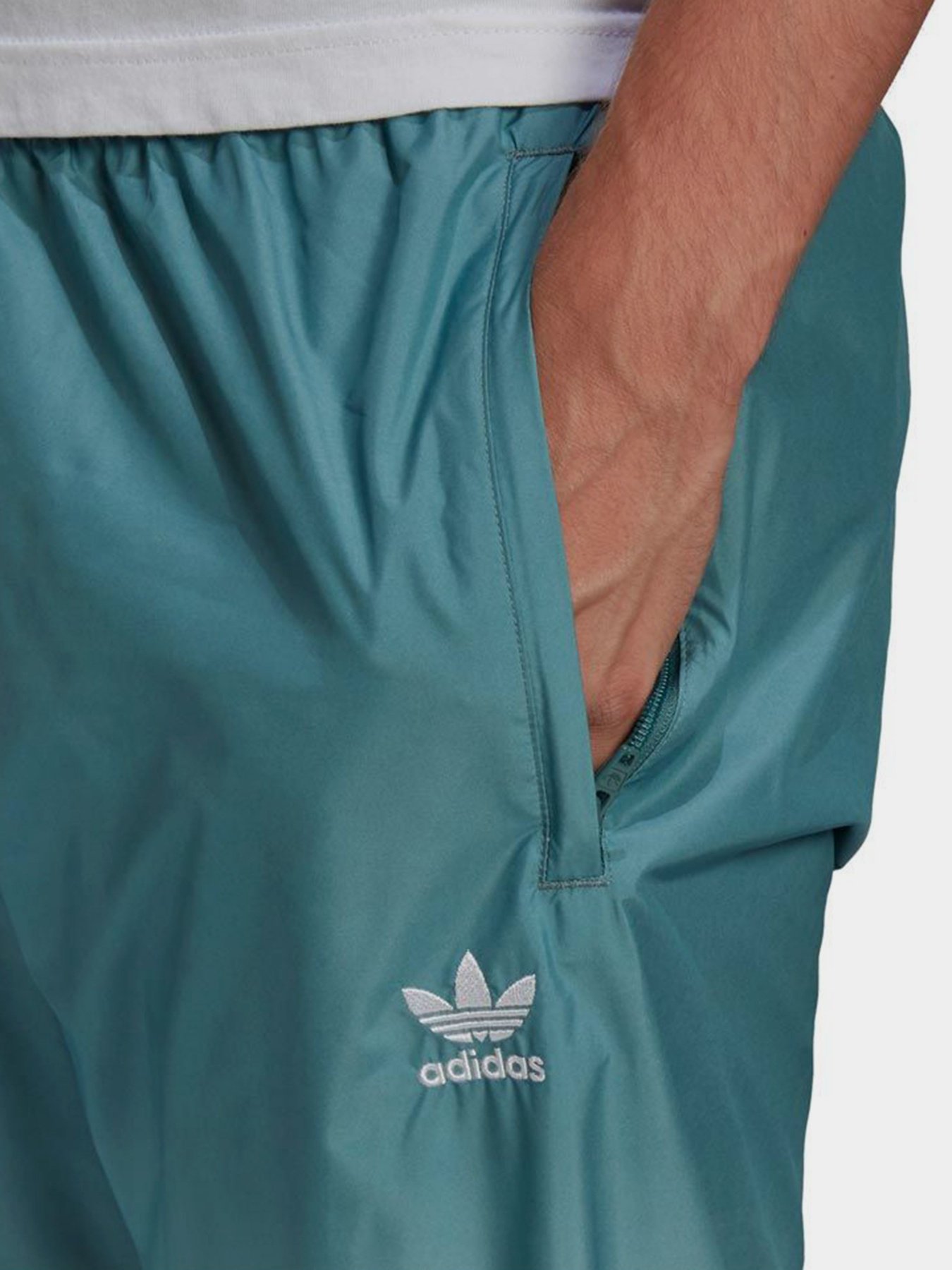 Штани спортивні Adidas ADICOLOR 3D TREFOIL 3-STRIPES OMBRÉ модель GN3587 Фото