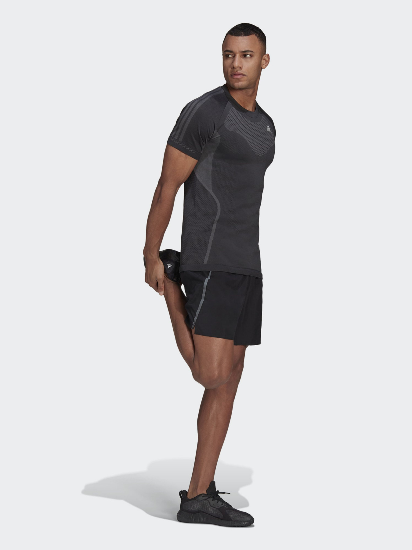 Спортивна футболка Adidas Primeknit Performance модель GK3765 Фото