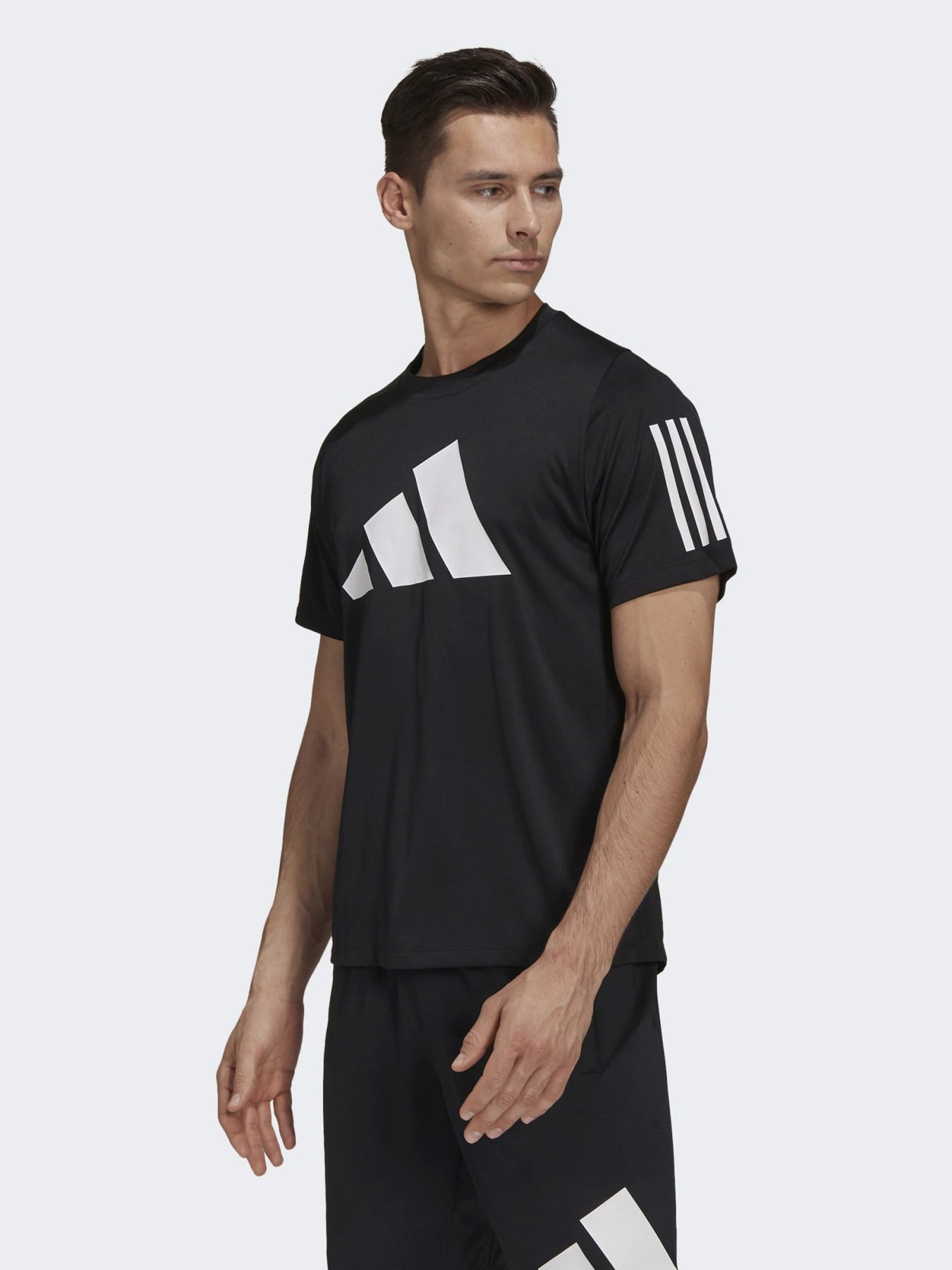 Футболка спортивна Adidas FreeLift модель GL8920 Фото