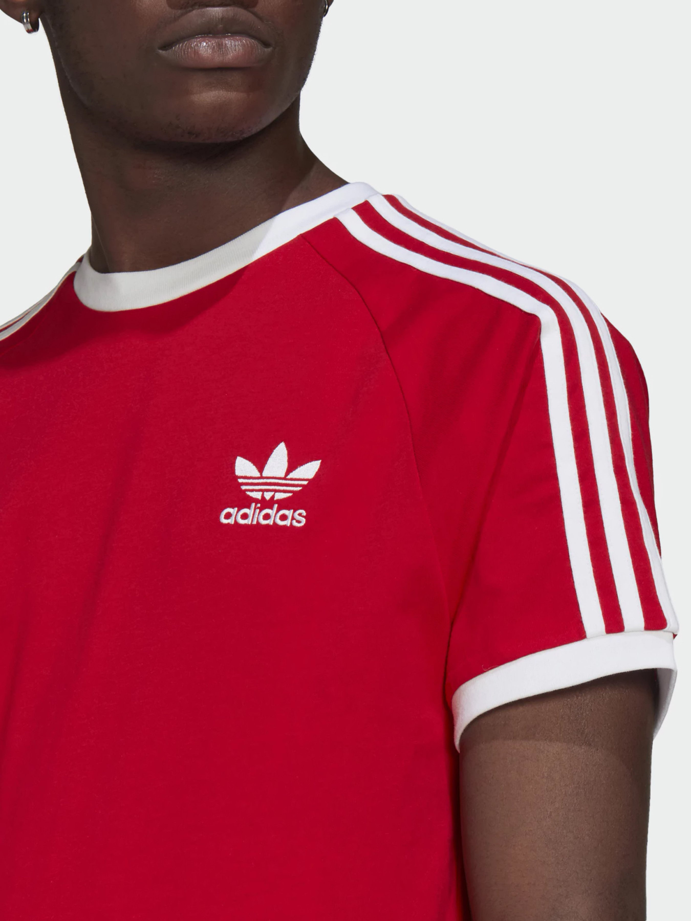 Футболки и поло Adidas ADICOLOR CLASSICS 3-STRIPES модель GN3502 Фото
