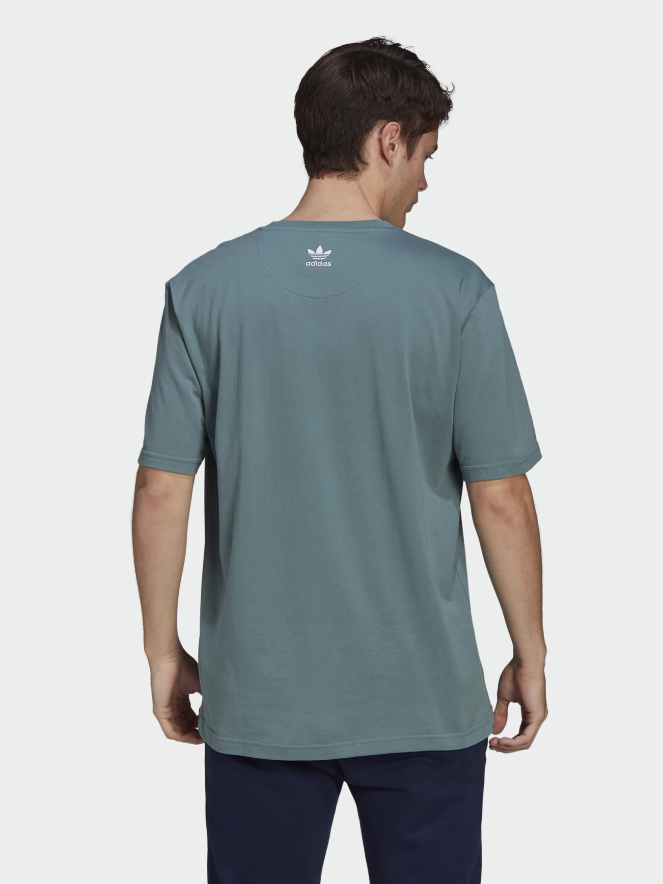 Футболки и поло Adidas ADICOLOR 3D TREFOIL GRAPHIC модель GN3541 Футболки и поло Adidas ADICOLOR 3D TREFOIL GRAPHIC модель GN3541 Фото