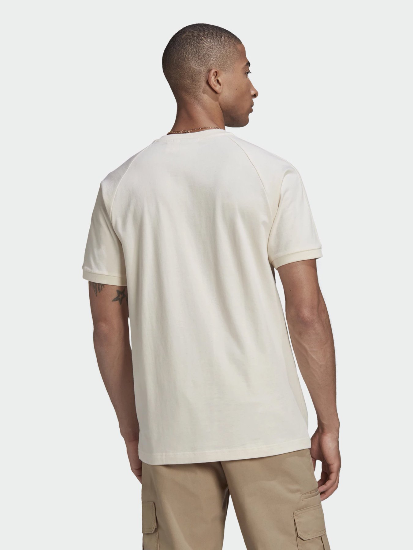 Футболки и поло Adidas ADICOLOR 3-STRIPES NO-DYE модель GN4187 Фото