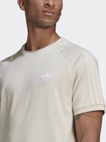 Футболки і поло Adidas ADICOLOR 3-STRIPES NO-DYE модель GN4187 Футболки і поло Adidas ADICOLOR 3-STRIPES NO-DYE модель GN4187 Фото