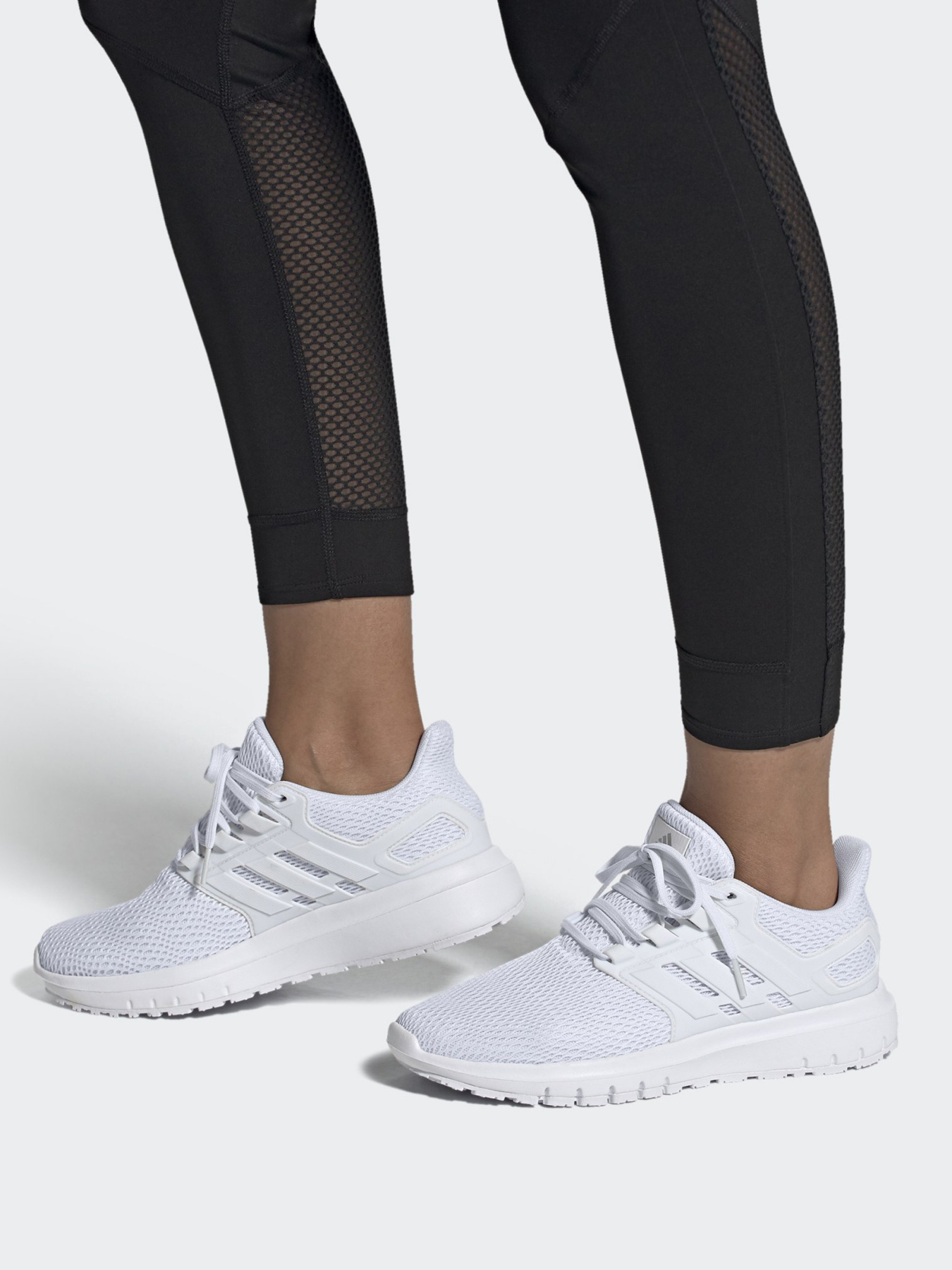 Кроссовки для тренировок Adidas ULTIMASHOW модель FX3637 Фото