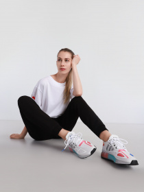 Кросівки повсякденні Adidas ZX 2K BOOST W модель FX7054 Фото