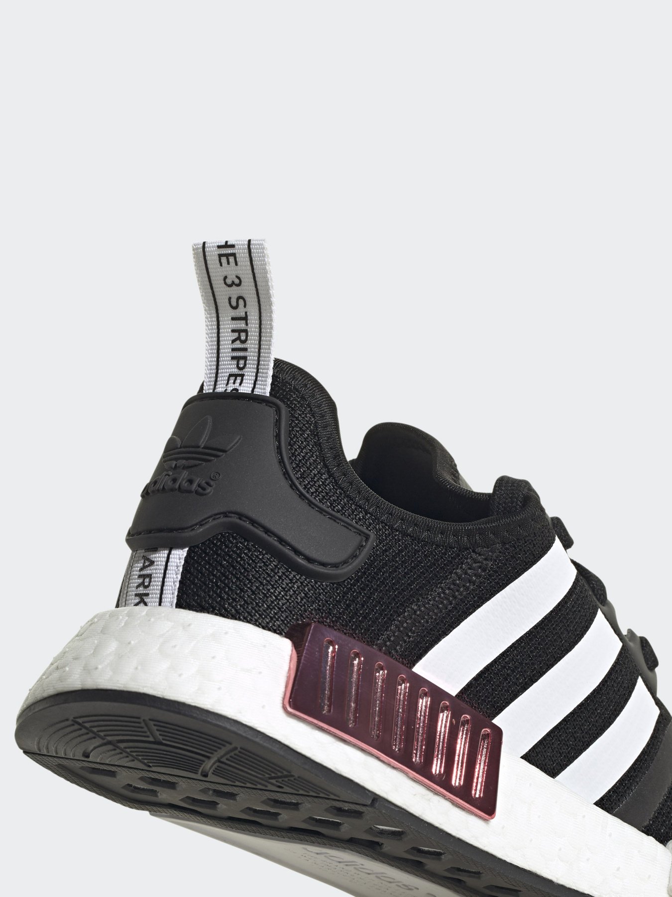 Кросівки Adidas NMD_R1 Originals модель FY3771 Фото