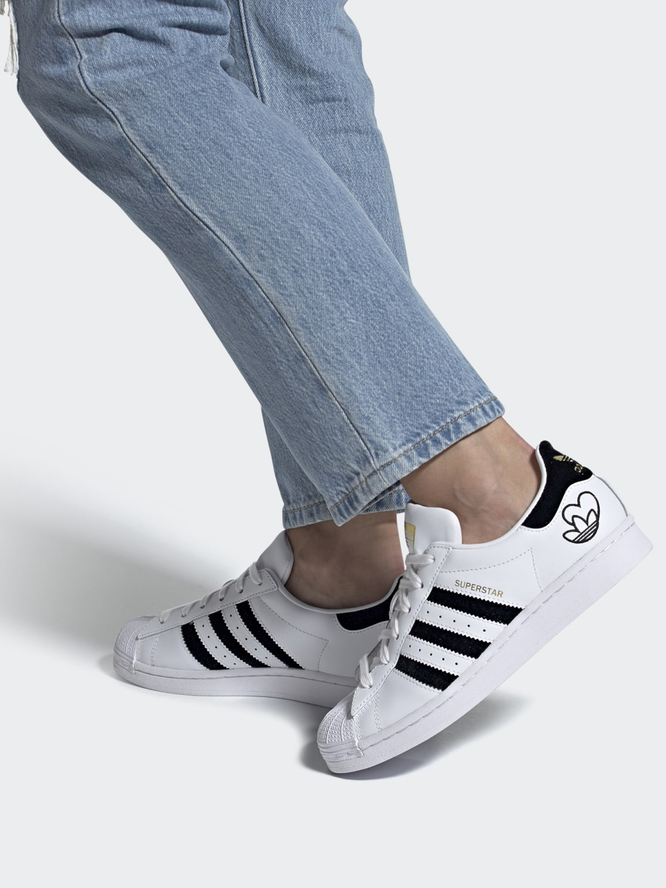 Кеды низкие Adidas Superstar Originals модель FY4755 Фото