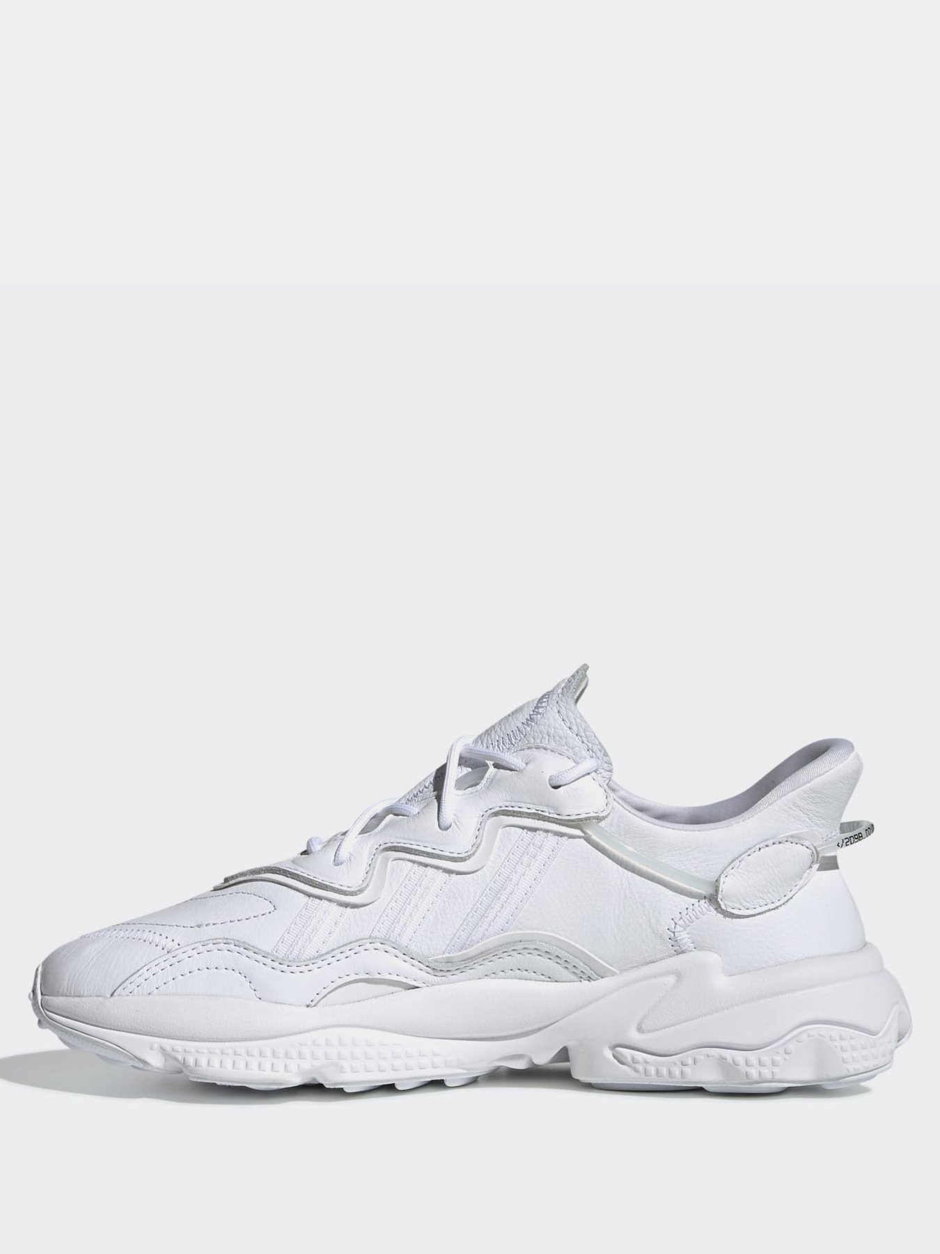 Кроссовки Adidas OZWEEGO модель EE5704 Фото