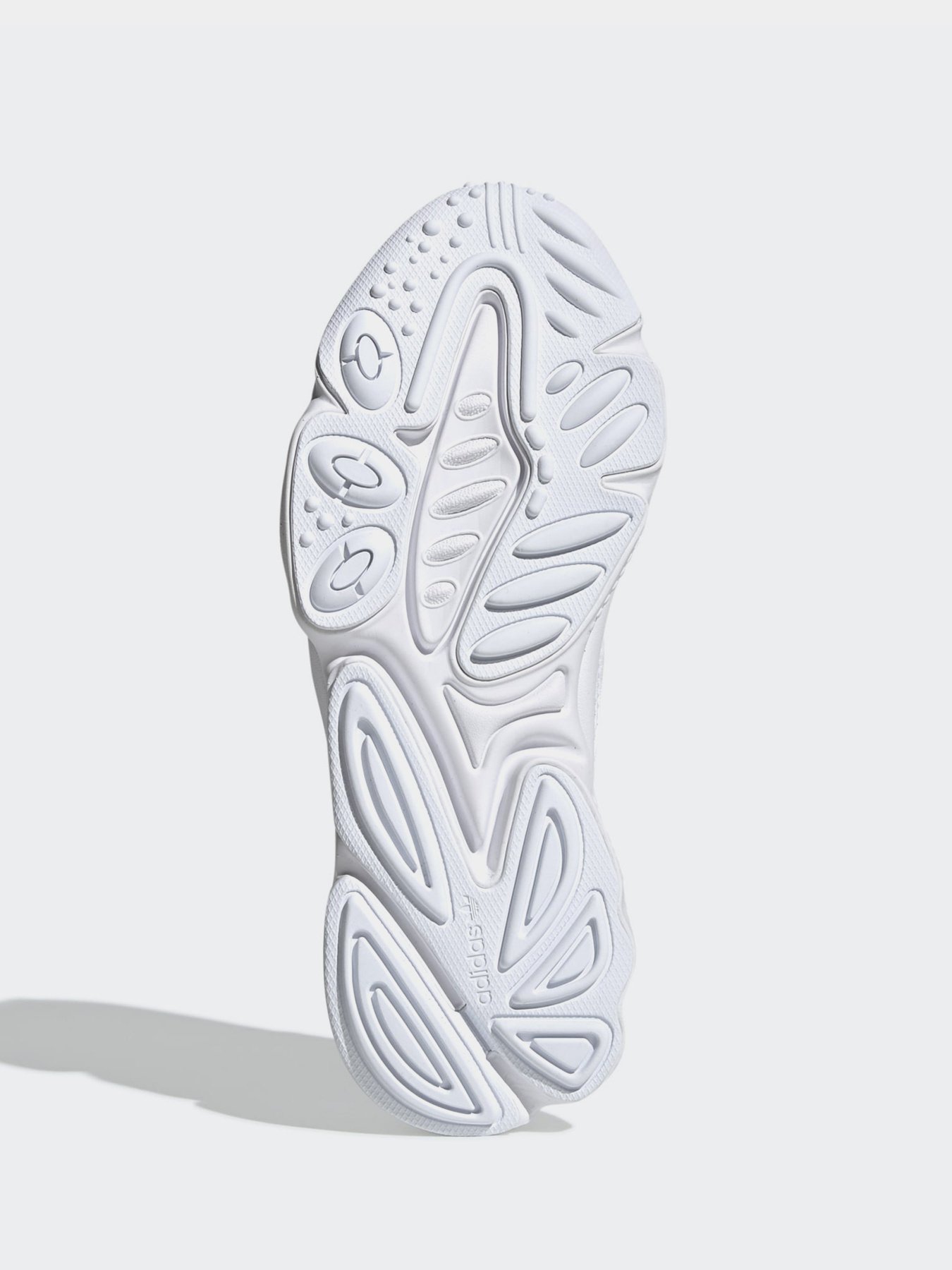 Кроссовки Adidas OZWEEGO модель EE5704 Фото