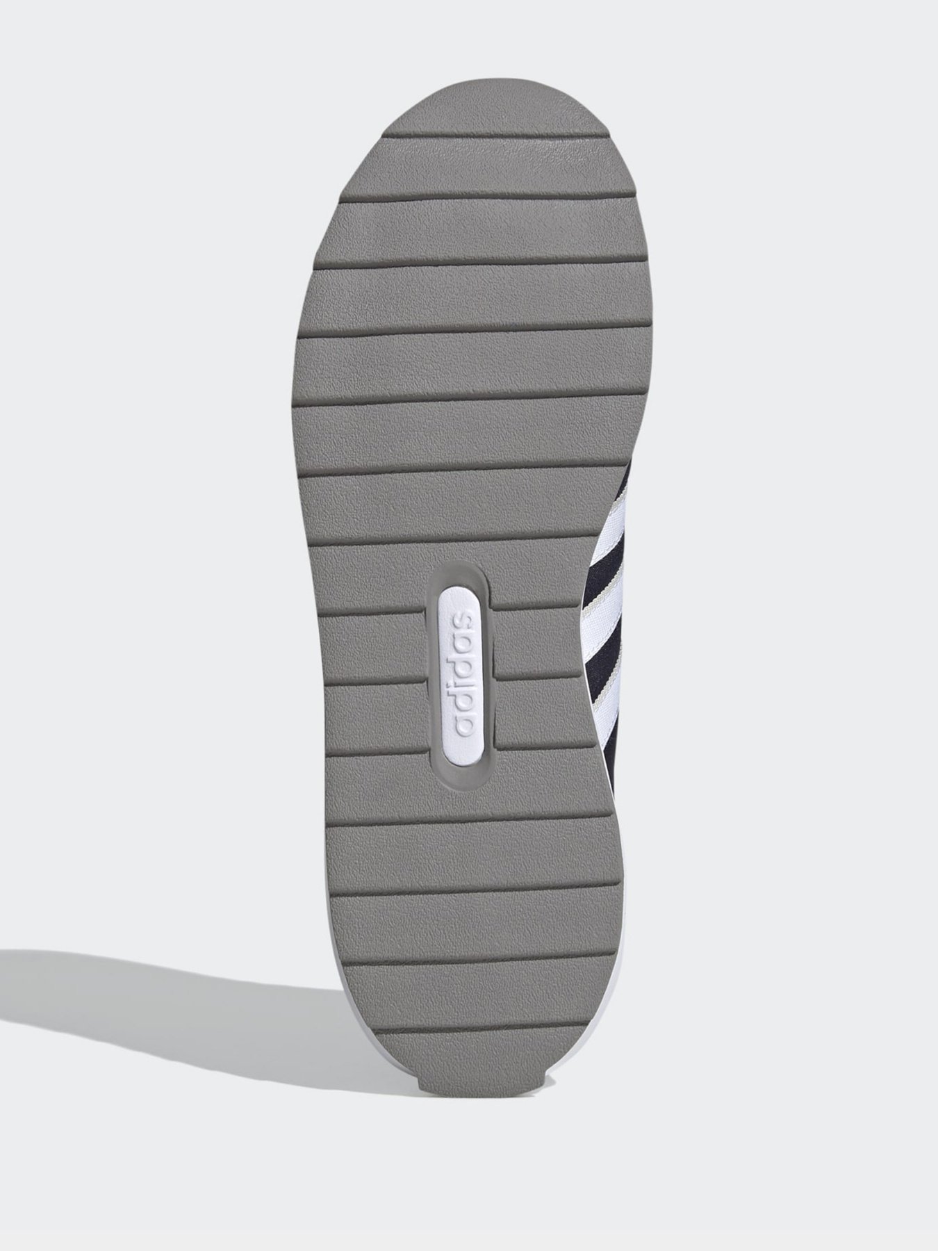 Кроссовки Adidas RETRORUN модель FV7033 Фото