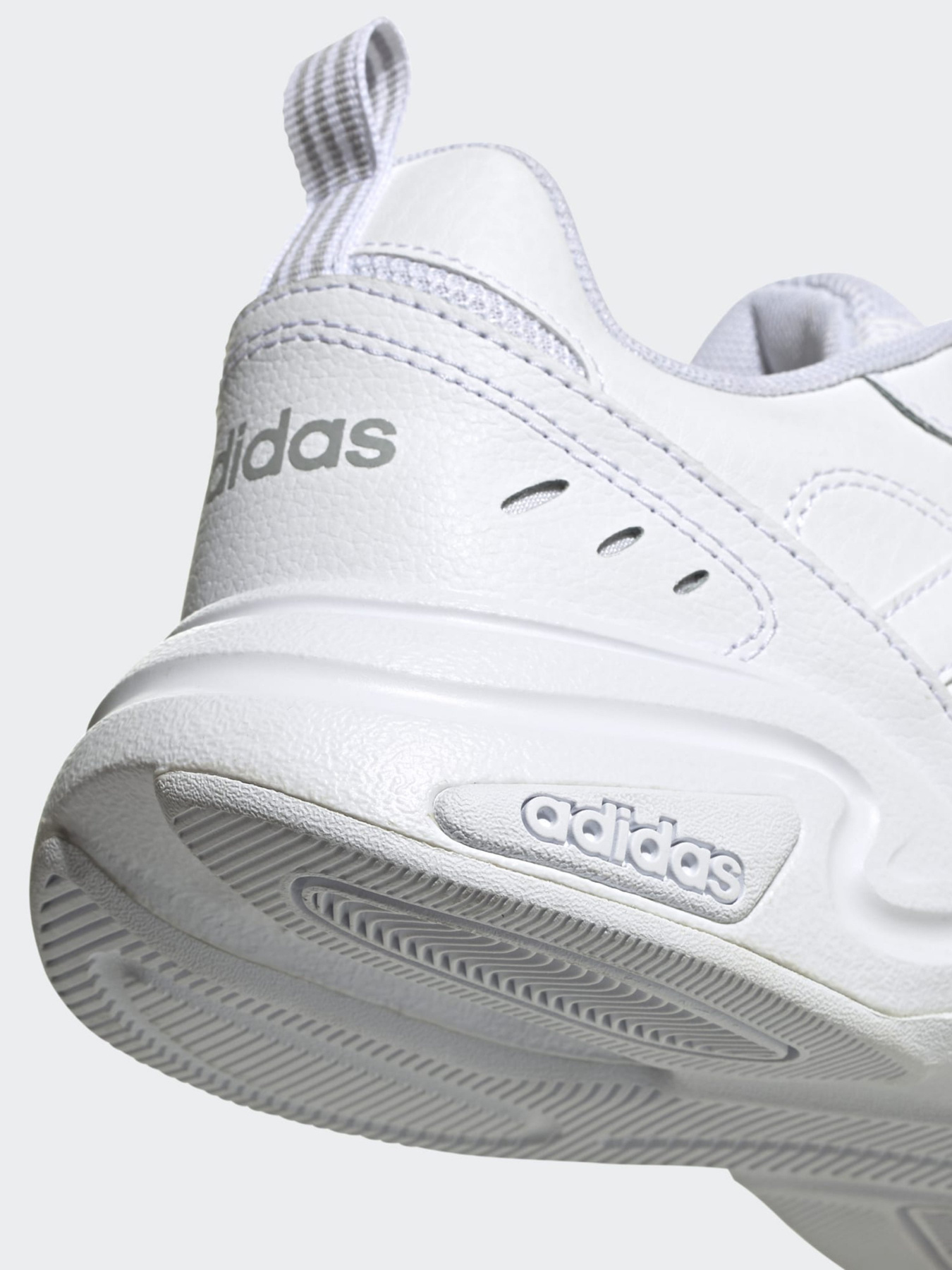 Кроссовки Adidas STRUTTER модель FY8131 Фото