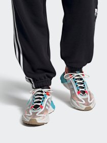Кроссовки повседневные Adidas OZWEEGO PURE модель G57953 Фото