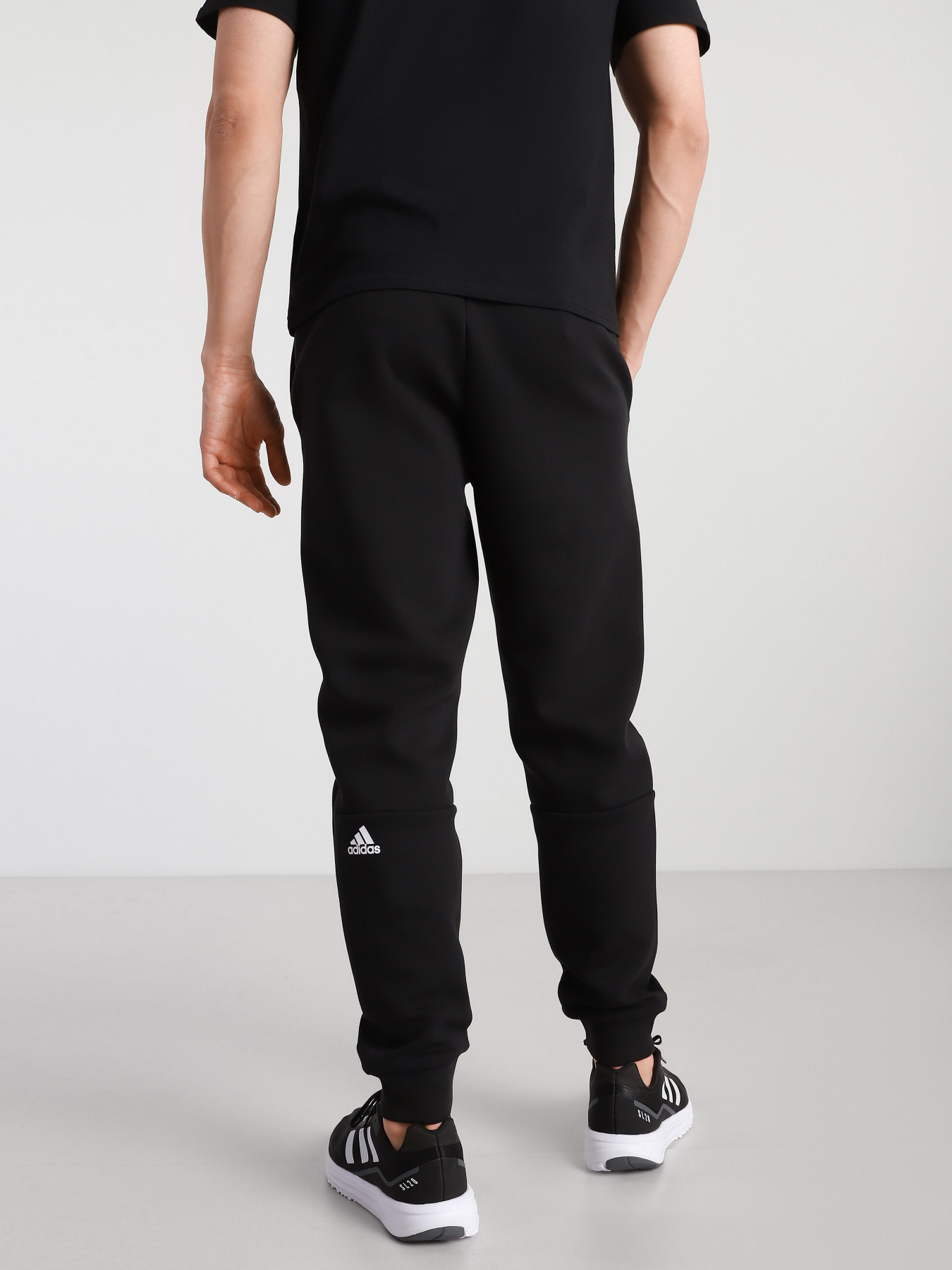 Штани спортивні Adidas MUST HAVES TAPERED модель EB5270 Фото