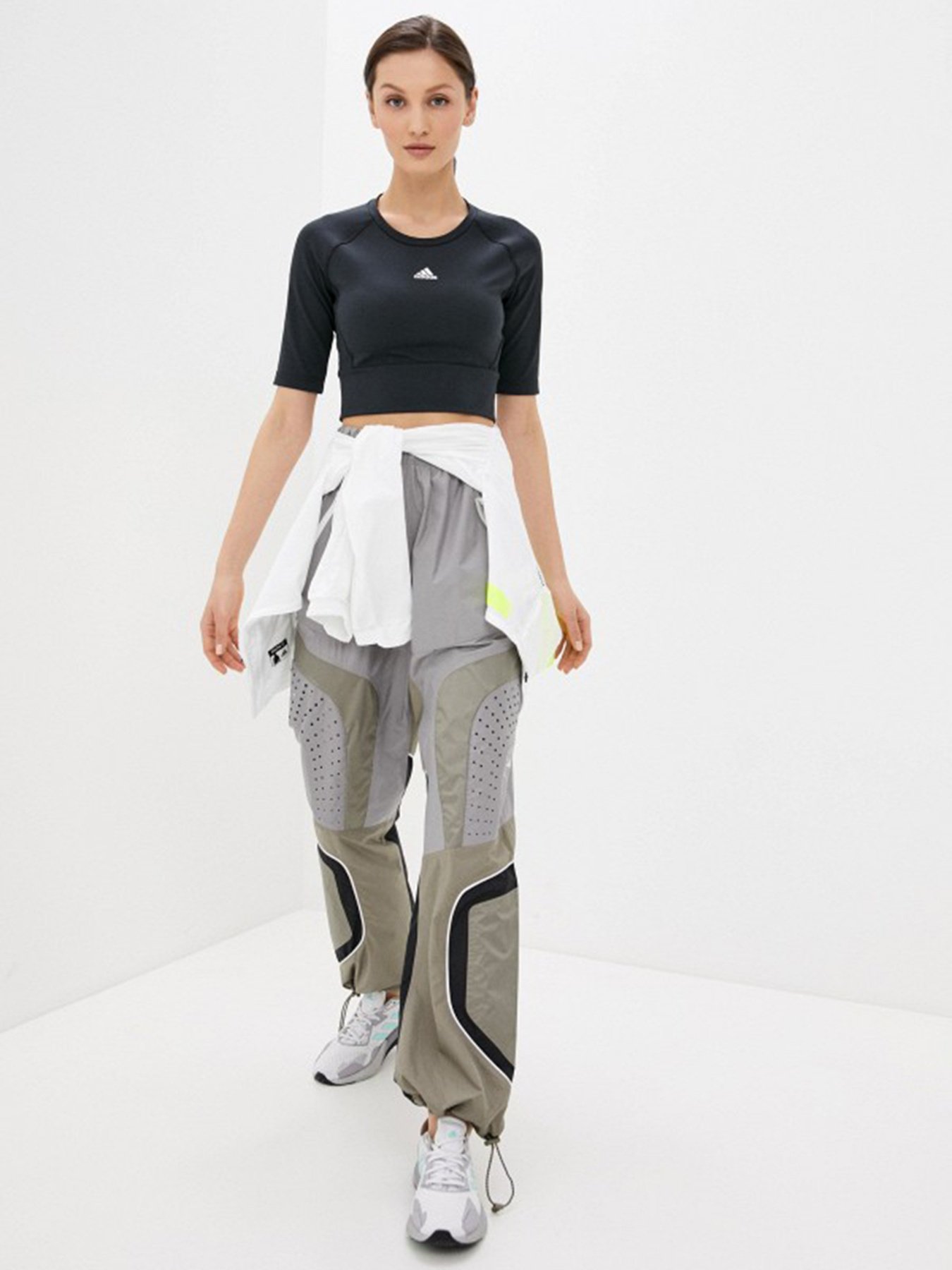 Топ Adidas Fitted AEROREADY Sport Inspired модель GL3924 Фото