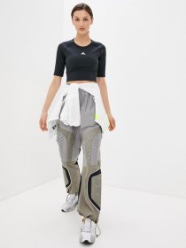 Топ Adidas Fitted AEROREADY Sport Inspired модель GL3924 Фото