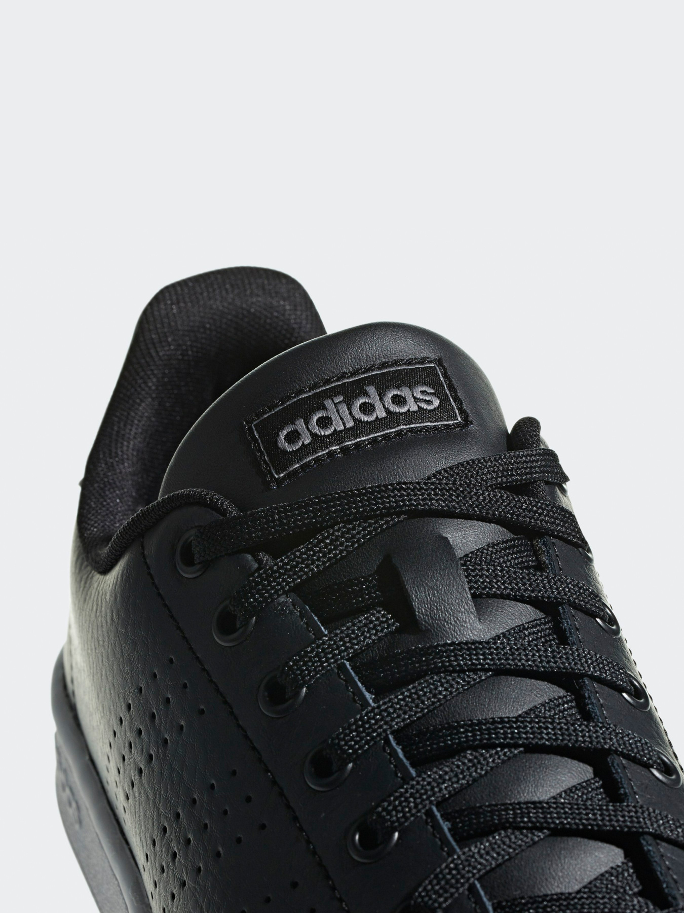 Кеды низкие Adidas Advantage Performance модель F36431 Кеды низкие Adidas Advantage Performance модель F36431 Фото