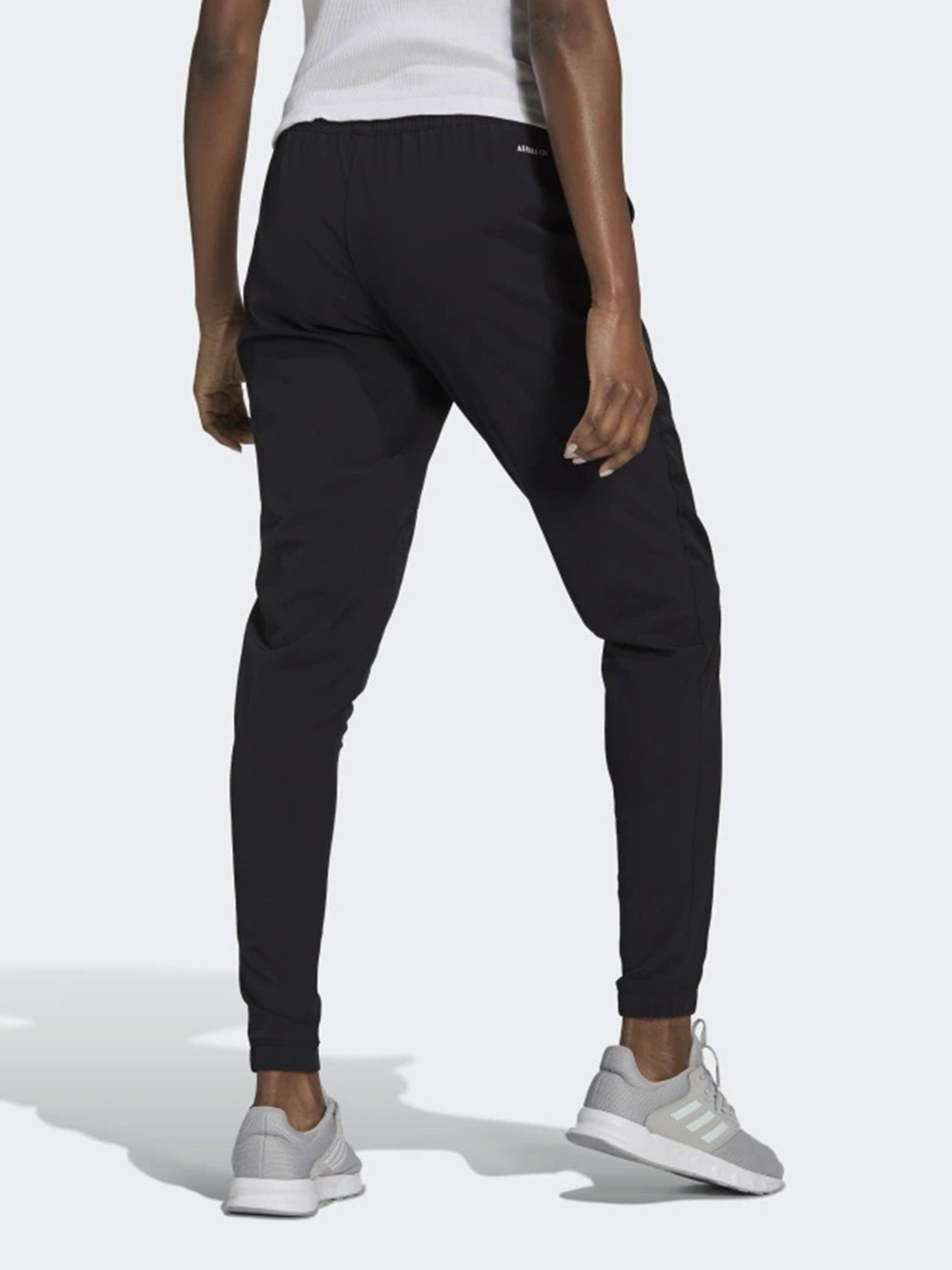 Спортивні штани Adidas AEROREADY Lightweight Stretchy Woven Sport модель GL3927 Фото