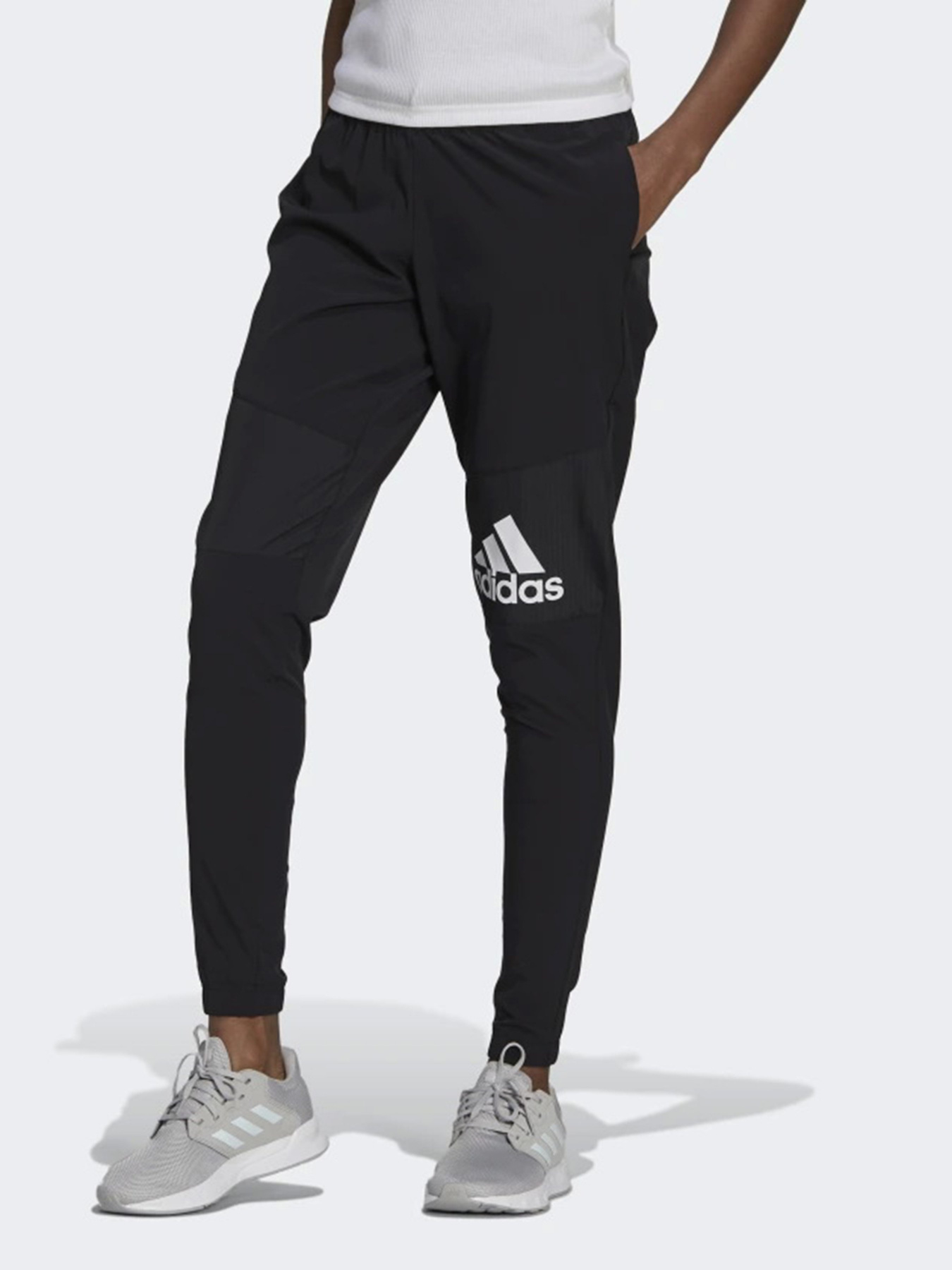 Спортивні штани Adidas AEROREADY Lightweight Stretchy Woven Sport модель GL3927 Фото