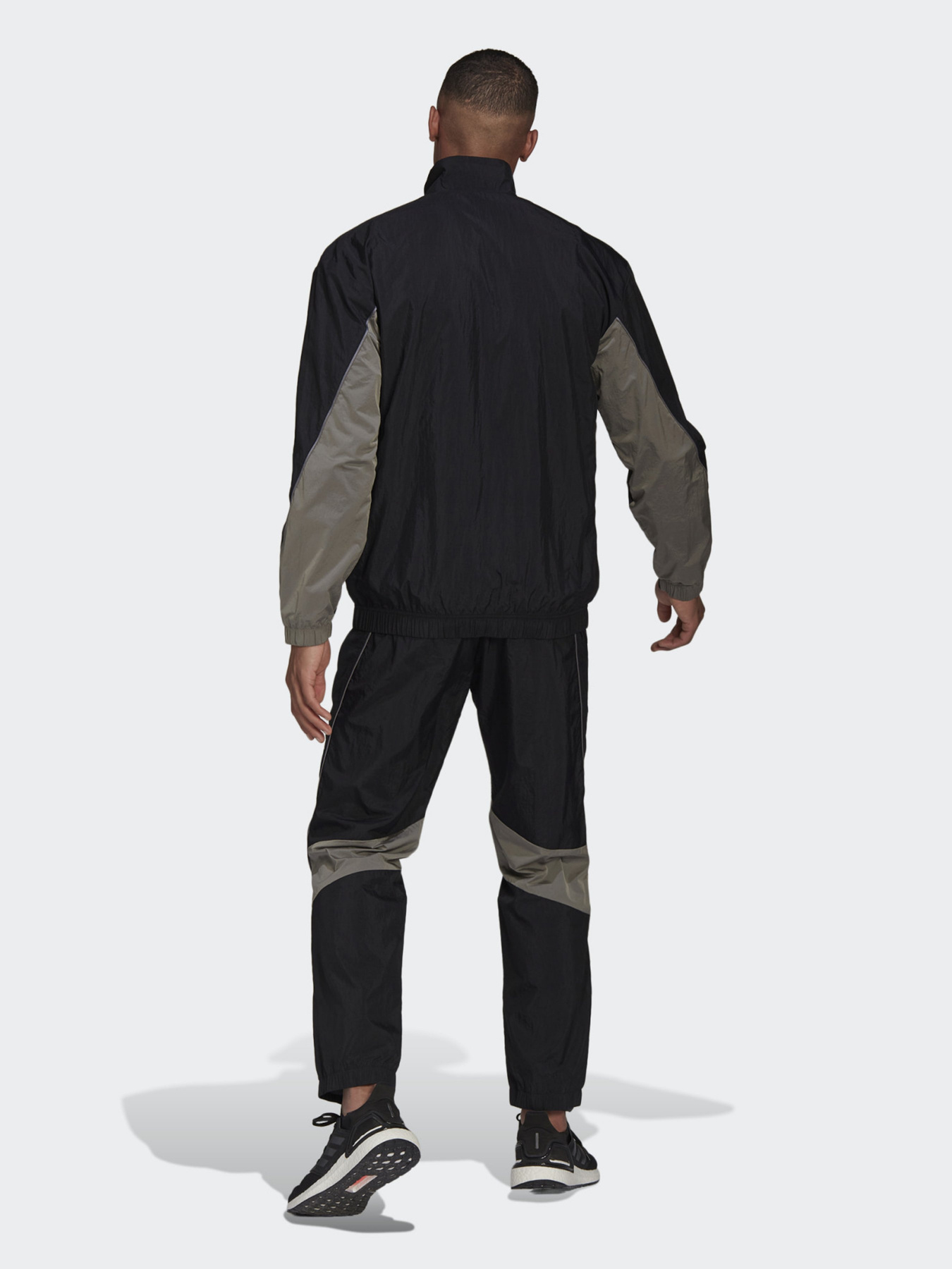 Спортивный костюм Adidas SPORTSWEAR Z.N.E. модель GT3090 Фото