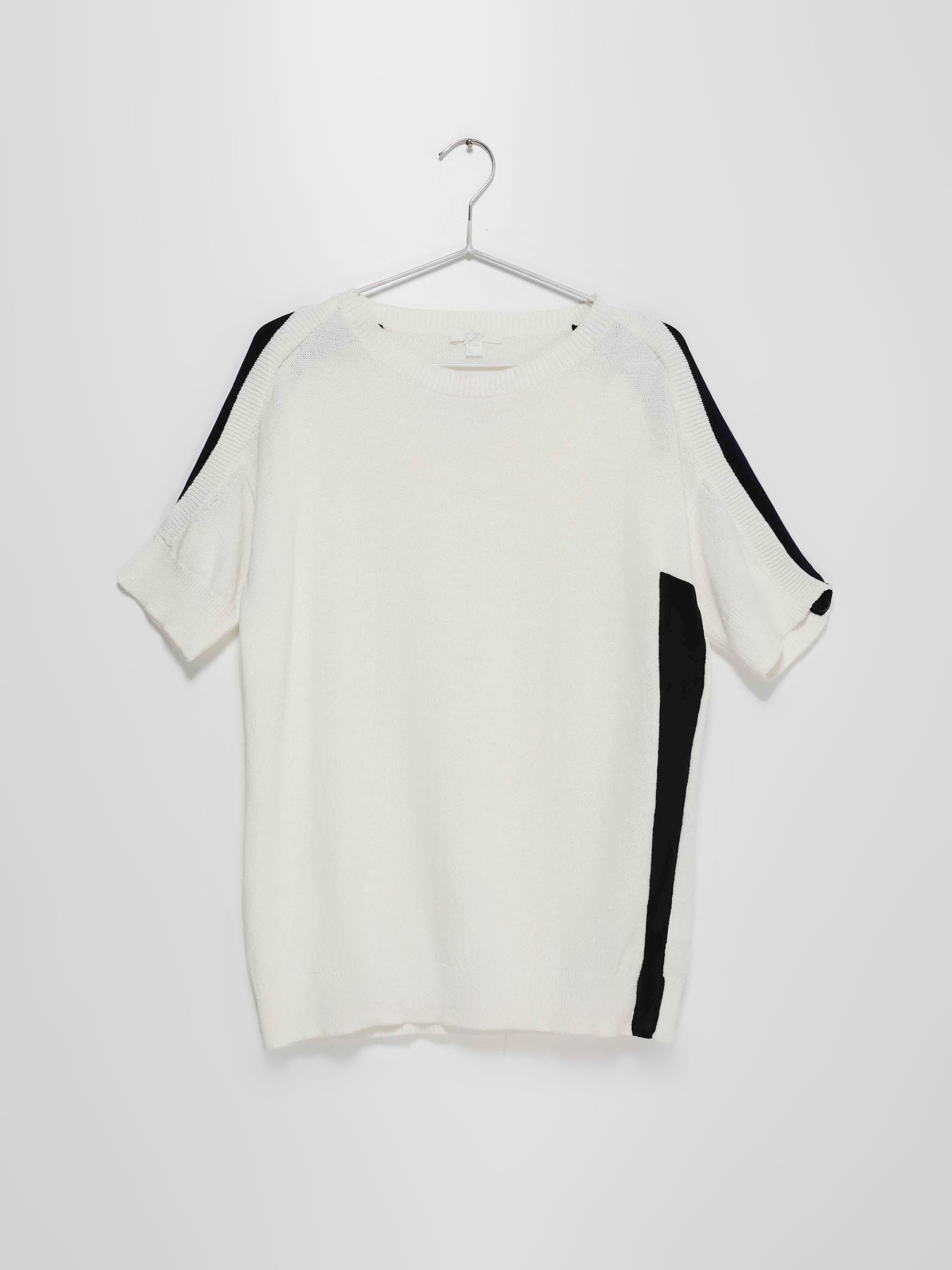 Футболка COS модель 0458645_білий з т.синім Фото