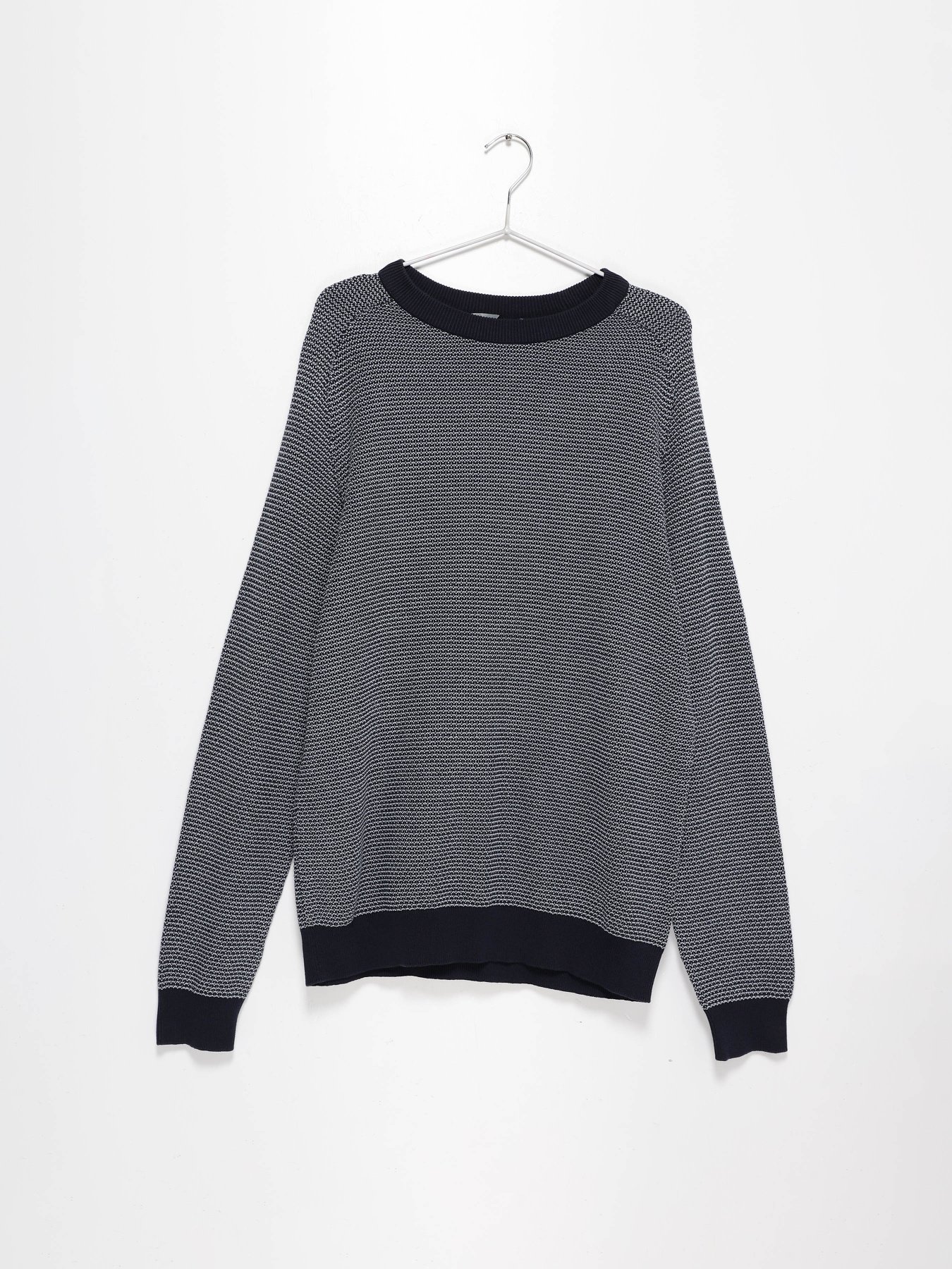 Джемпер COS модель 0470455_т.синій комб. Фото